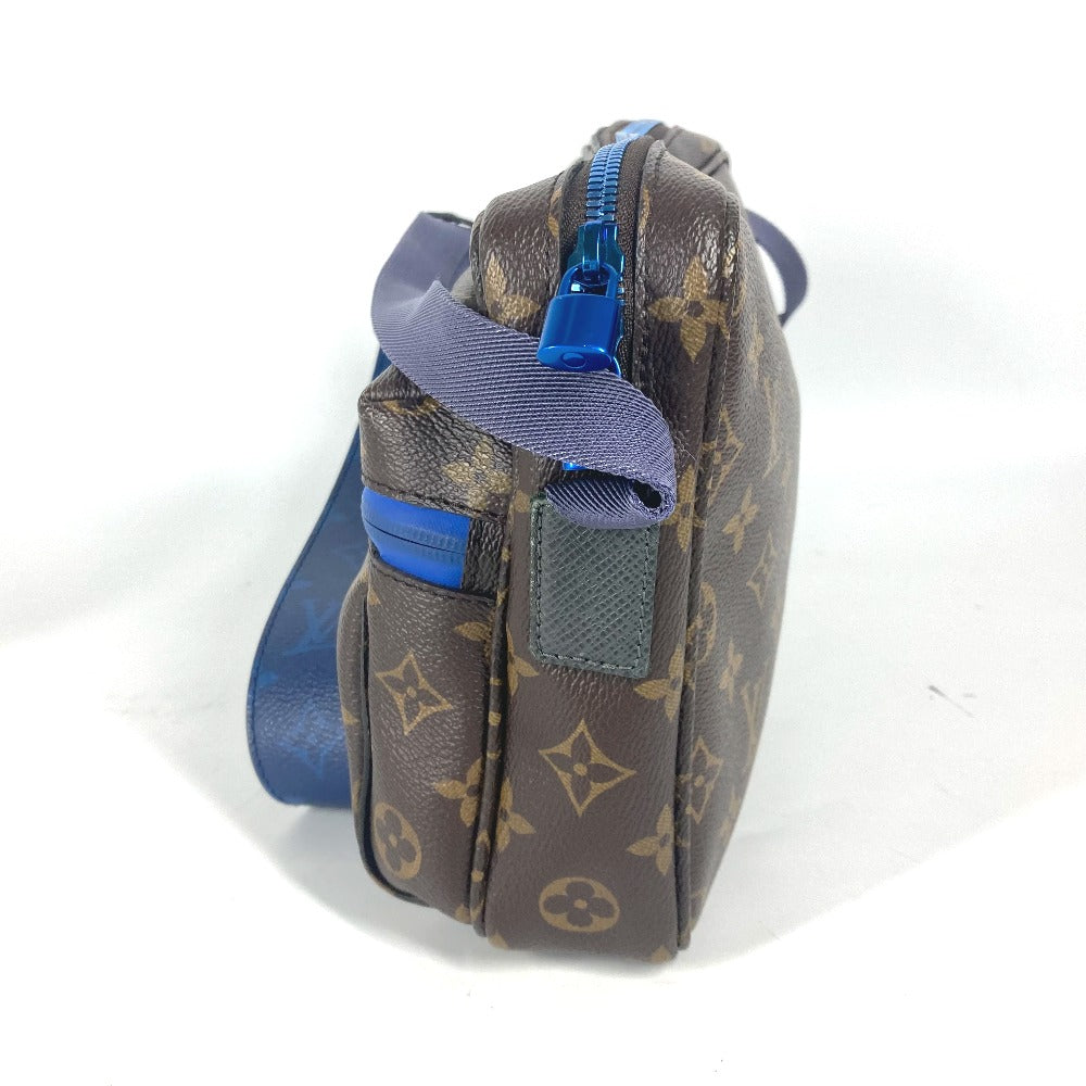 LOUIS VUITTON Shoulder Bag M43843 Monogram canvas Brown Monogram Messenger PM mens(Unisex)
