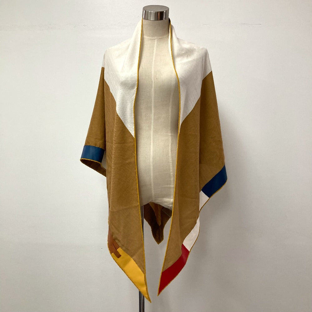 HERMES scarf Cashmere, Silk white Triangle Geant "Ball Debstacle"
