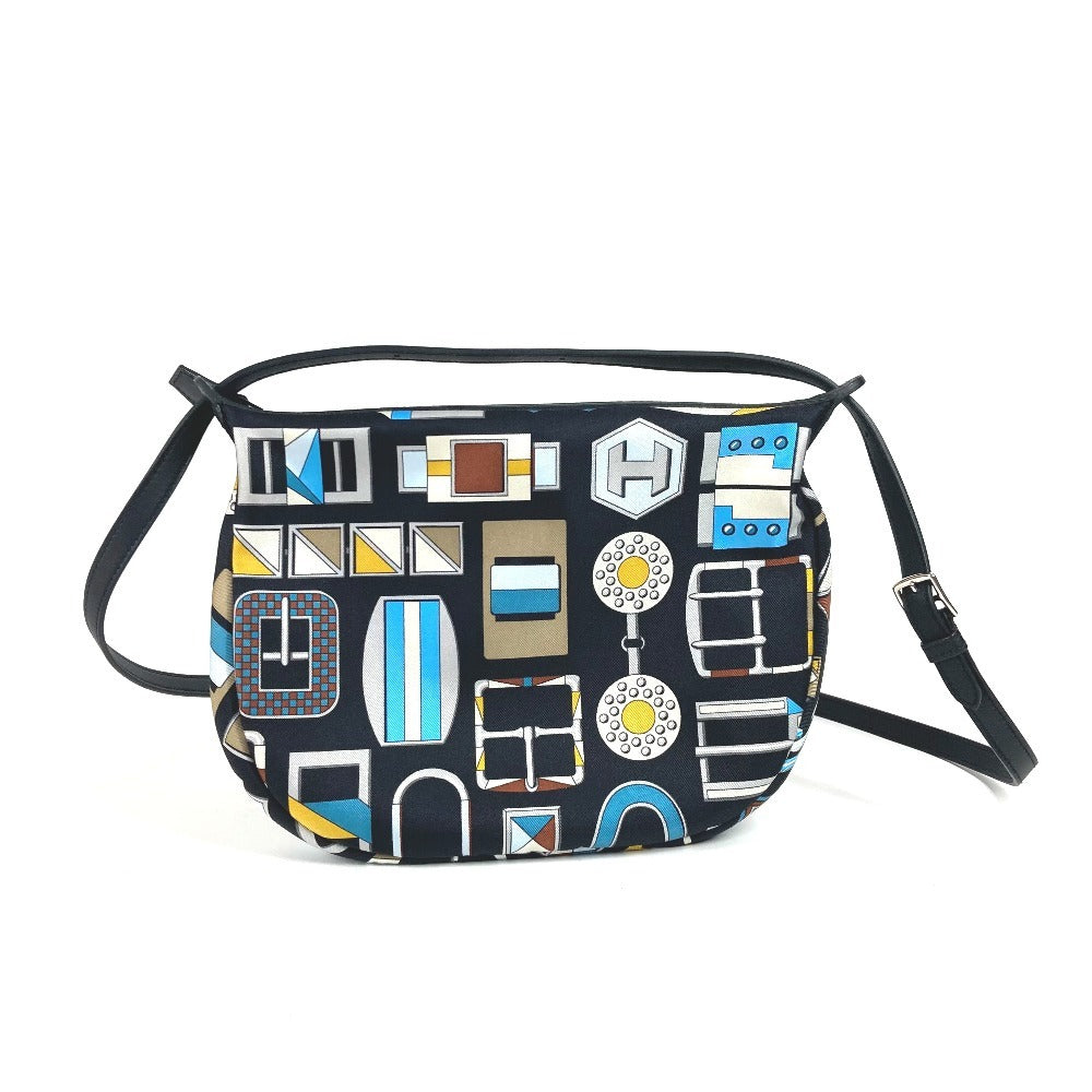 HERMES Shoulder Bag 085196CK Silk, Swift black CARREENBOUCLESSURSOIETOGO Sursoie Togo Women