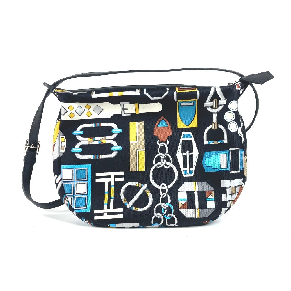 HERMES Shoulder Bag 085196CK Silk, Swift black CARREENBOUCLESSURSOIETOGO Sursoie Togo Women