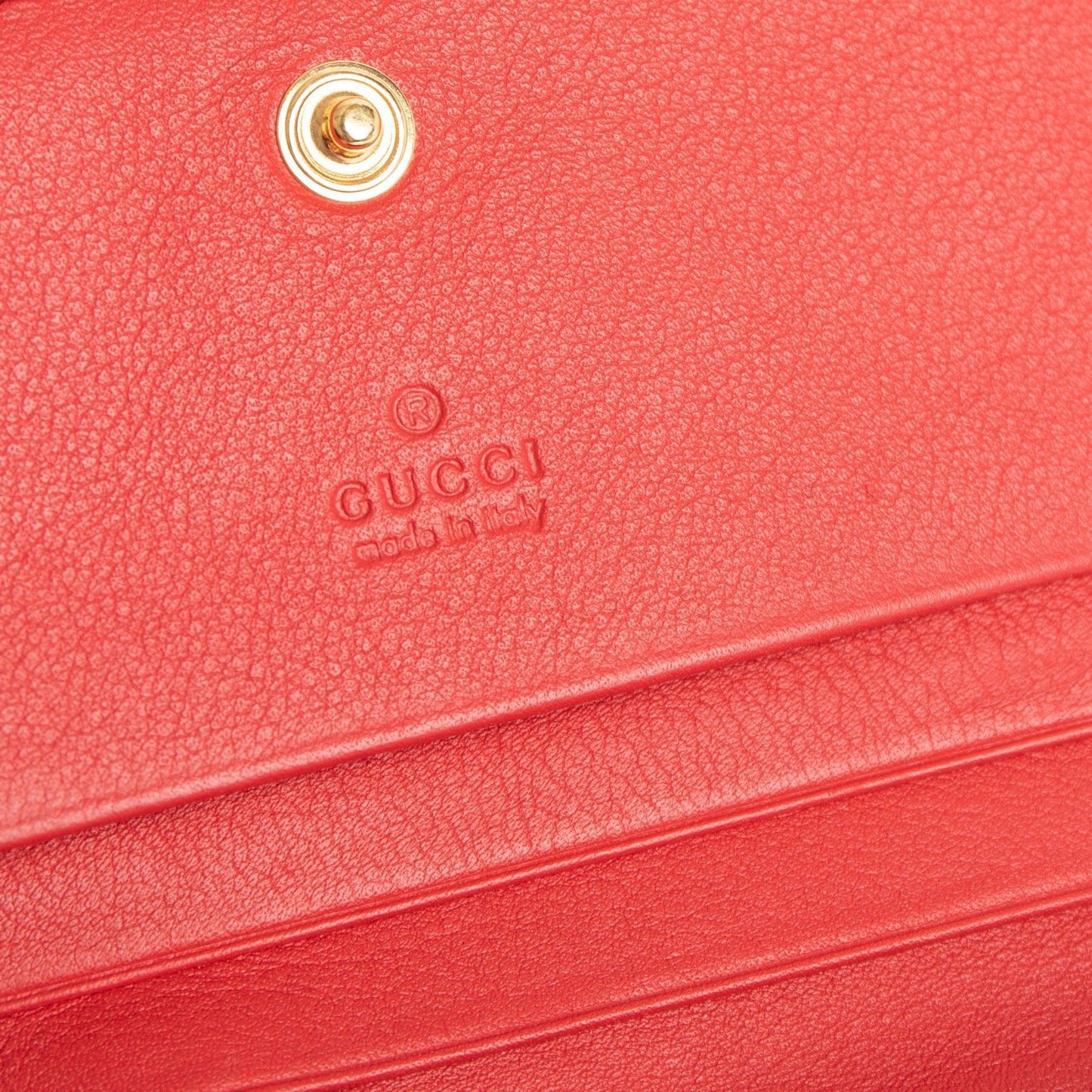 Gucci Apple GG Supreme Card Case Wallet