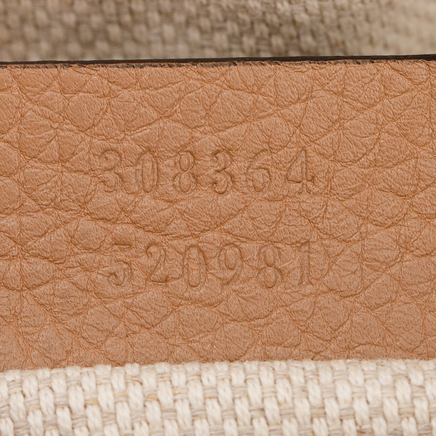 Gucci Beige Calfskin Leather Small Soho Disco Bag