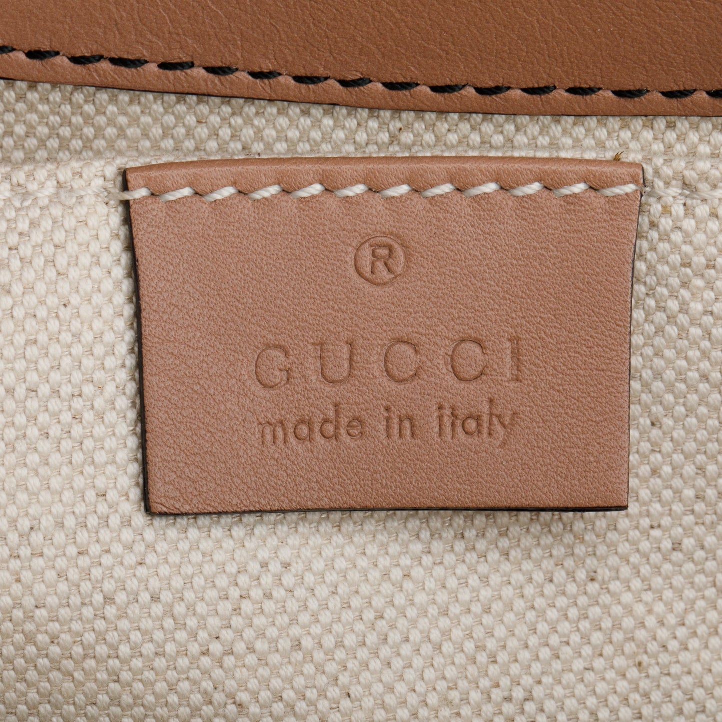 Gucci Beige Signature Leather Small Emily Chain Shoulder Bag