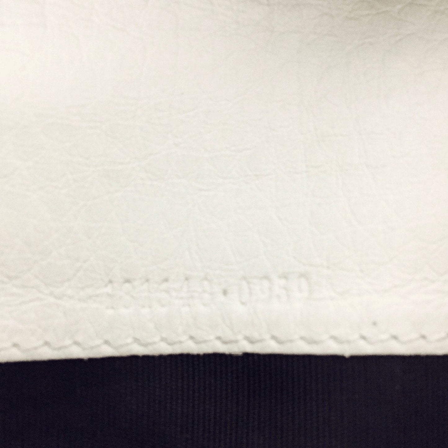 Gucci Beige Signoria Wallet