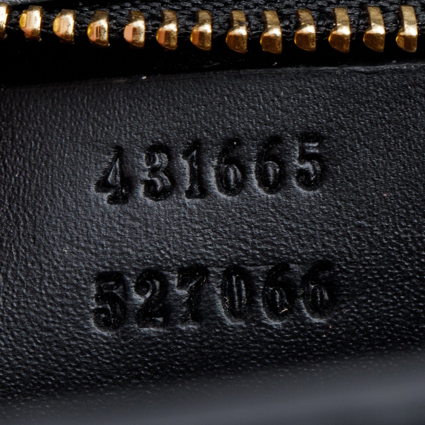 Gucci Black GG Signature Leather Medium Sylvie Handle Bag