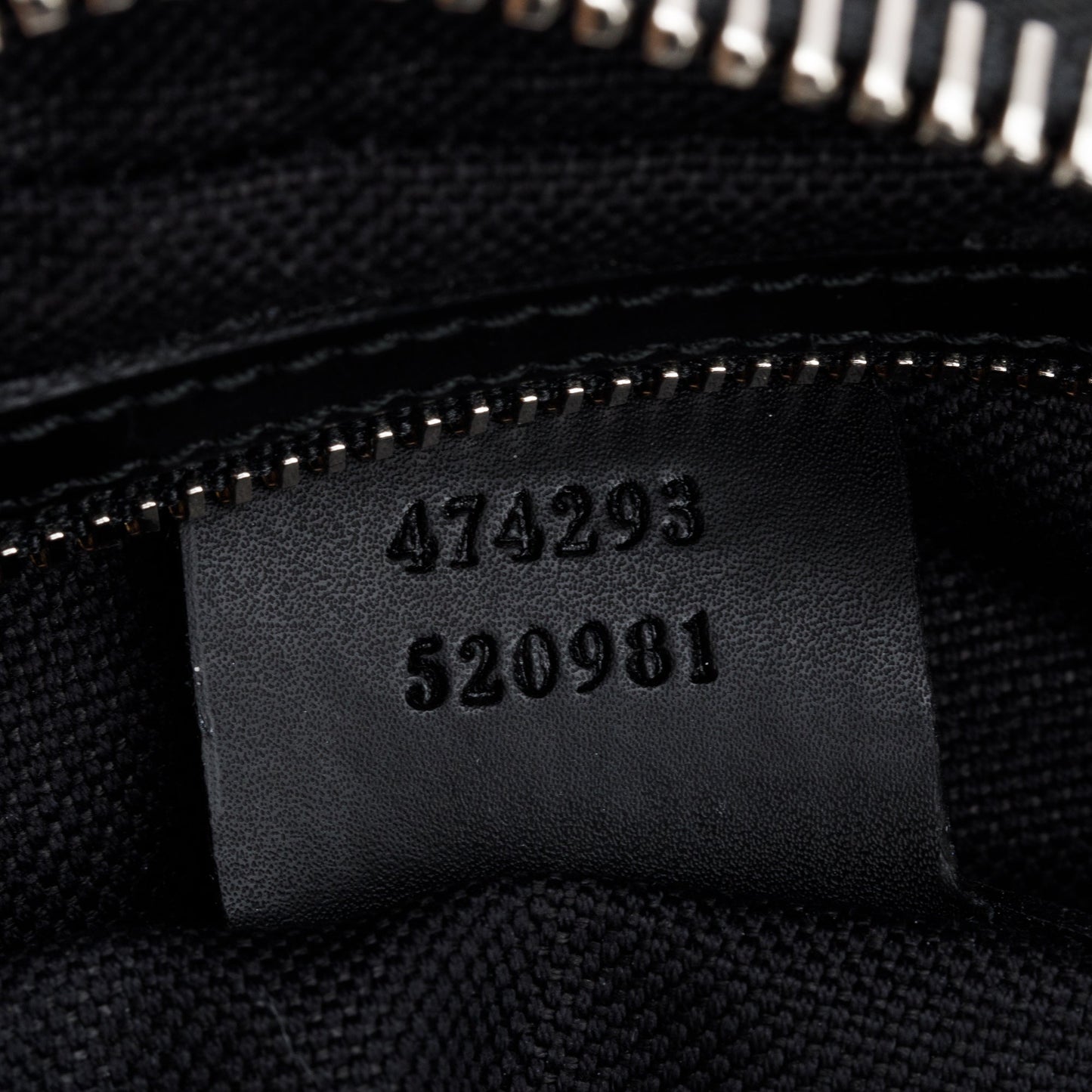 Gucci Black GG Supreme Belt Bag with Zip Pocket