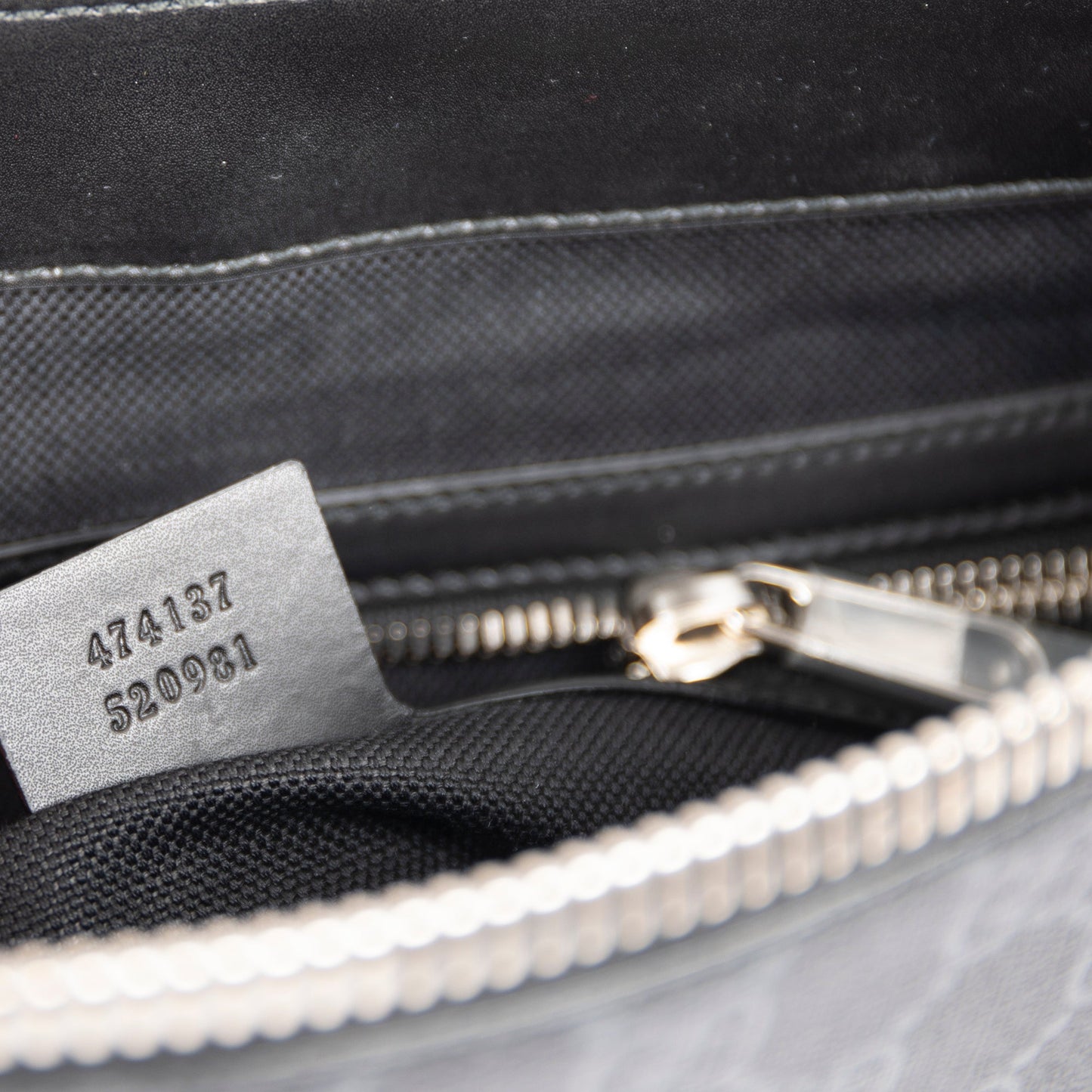 Gucci Black GG Supreme Messenger Bag