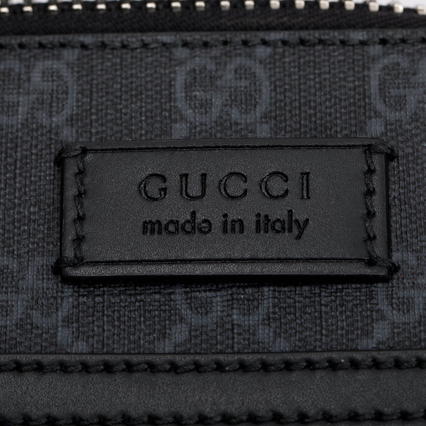 Gucci Black GG Supreme Small Messenger Bag