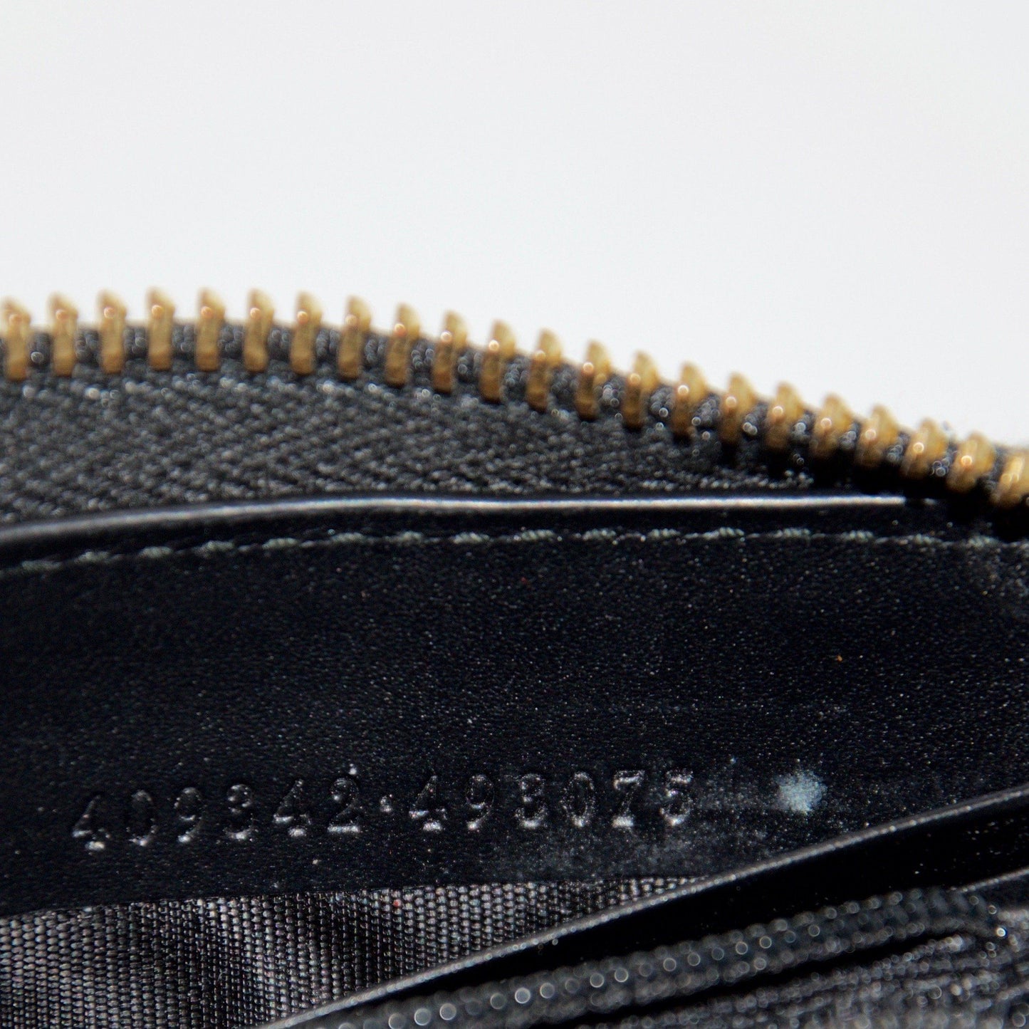 Gucci Black Guccissima Icon Signature Zip-Around Wallet
