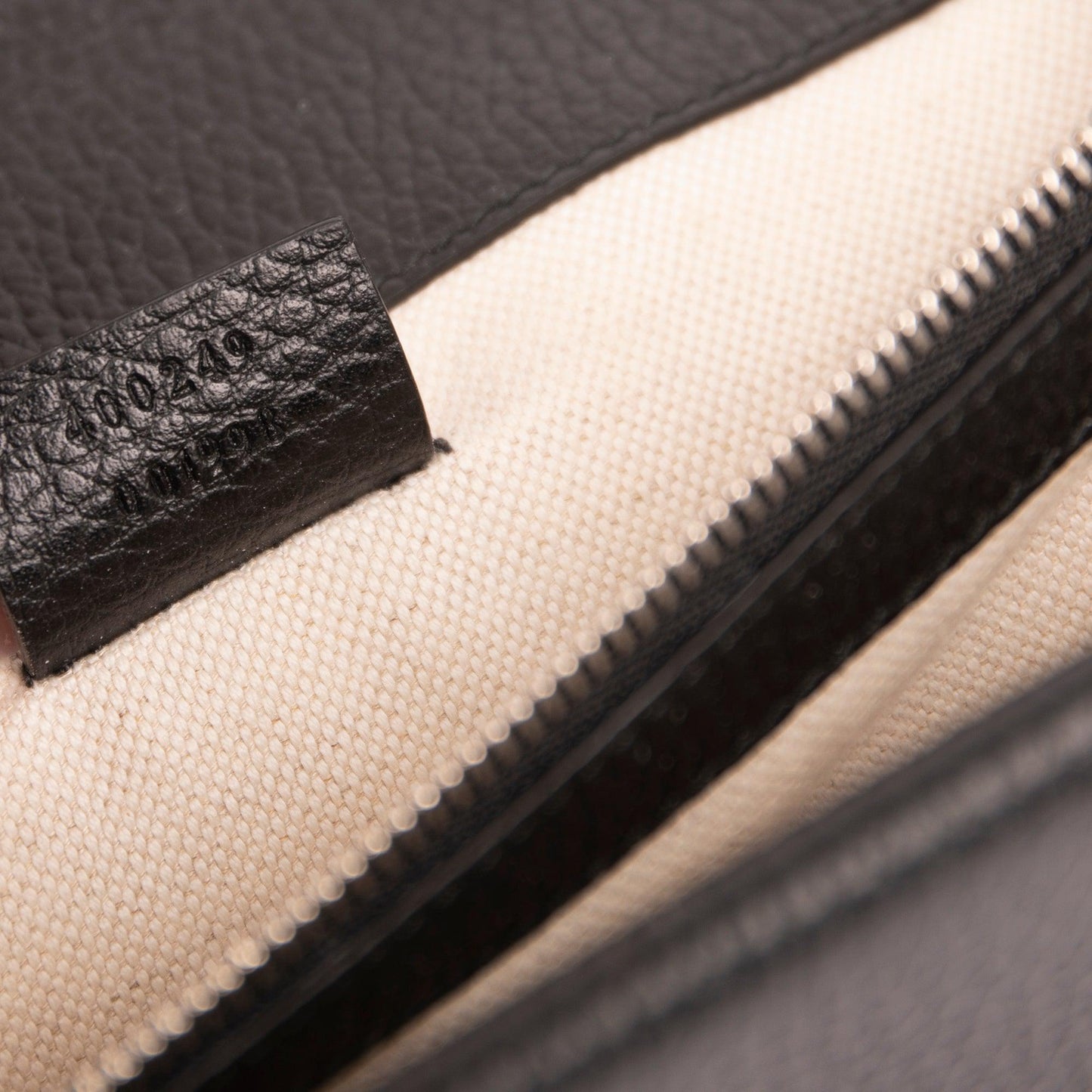 Gucci Black Leather Dionysus Small Shoulder Bag