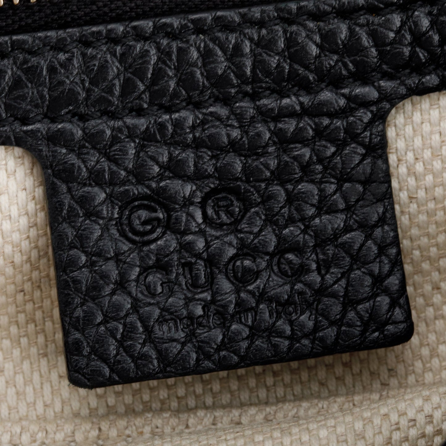 Gucci Black Leather Medium Soho Chain Crossbody Bag