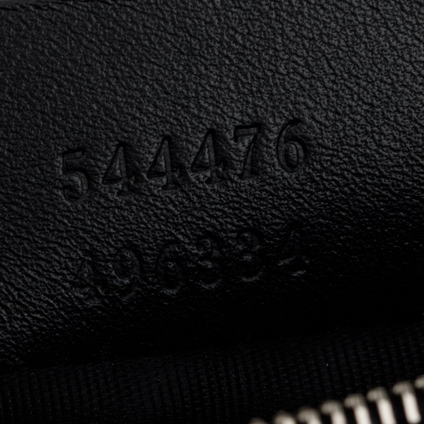 Gucci Black Microguccissima Leather Key Pouch