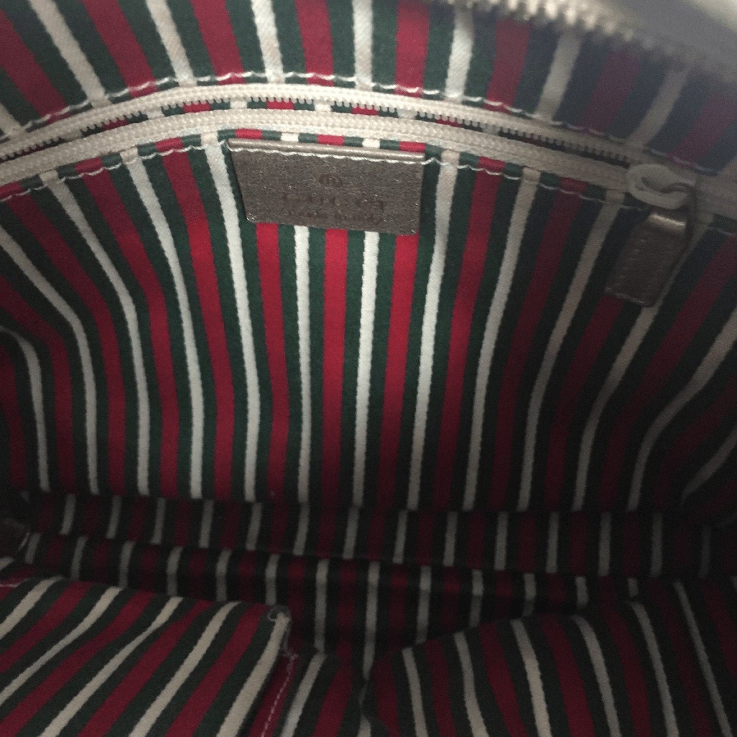 Gucci Canvas Abbey Hobo