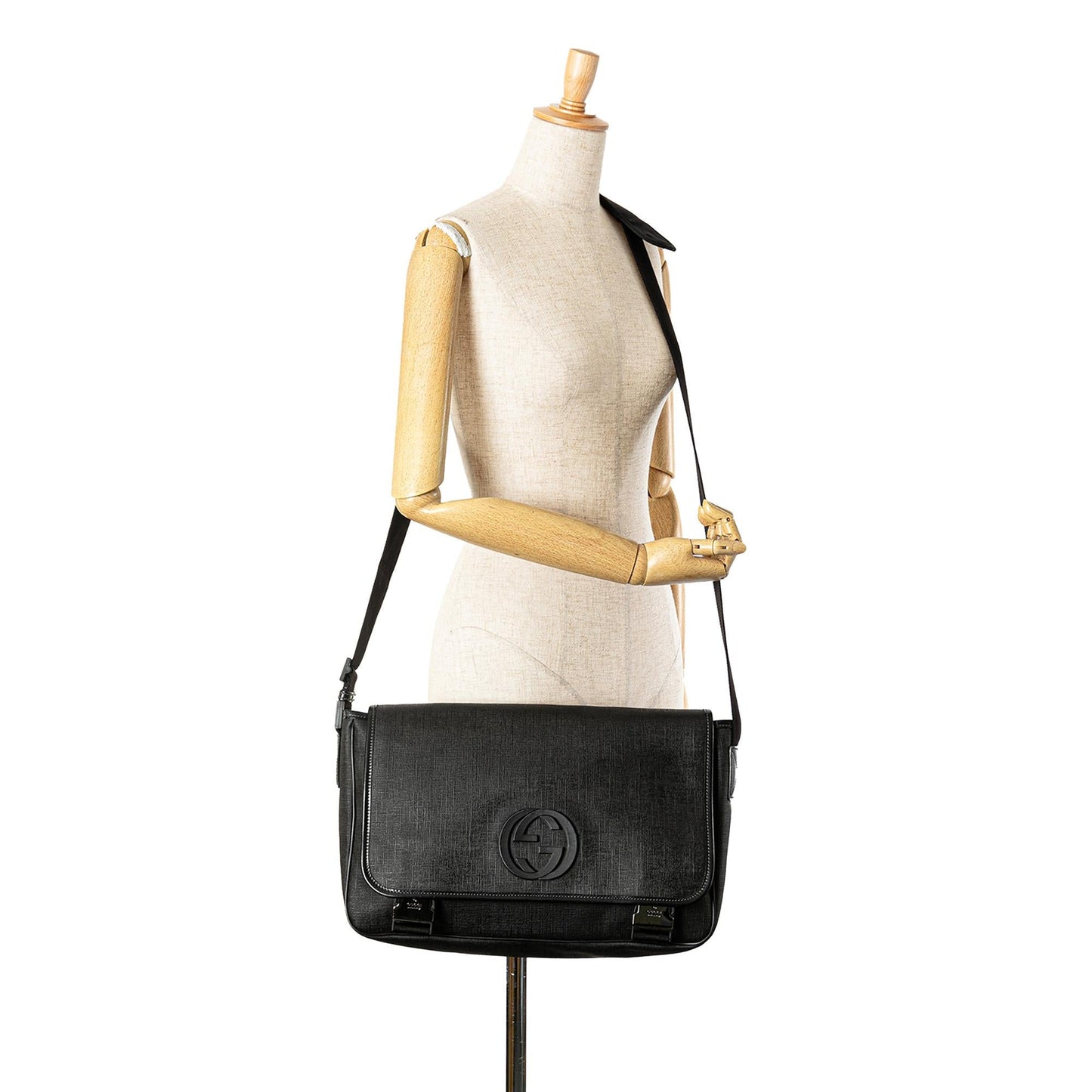 Gucci Coated Canvas Interlocking G Messenger Bag (SHG-P8JzSJ)