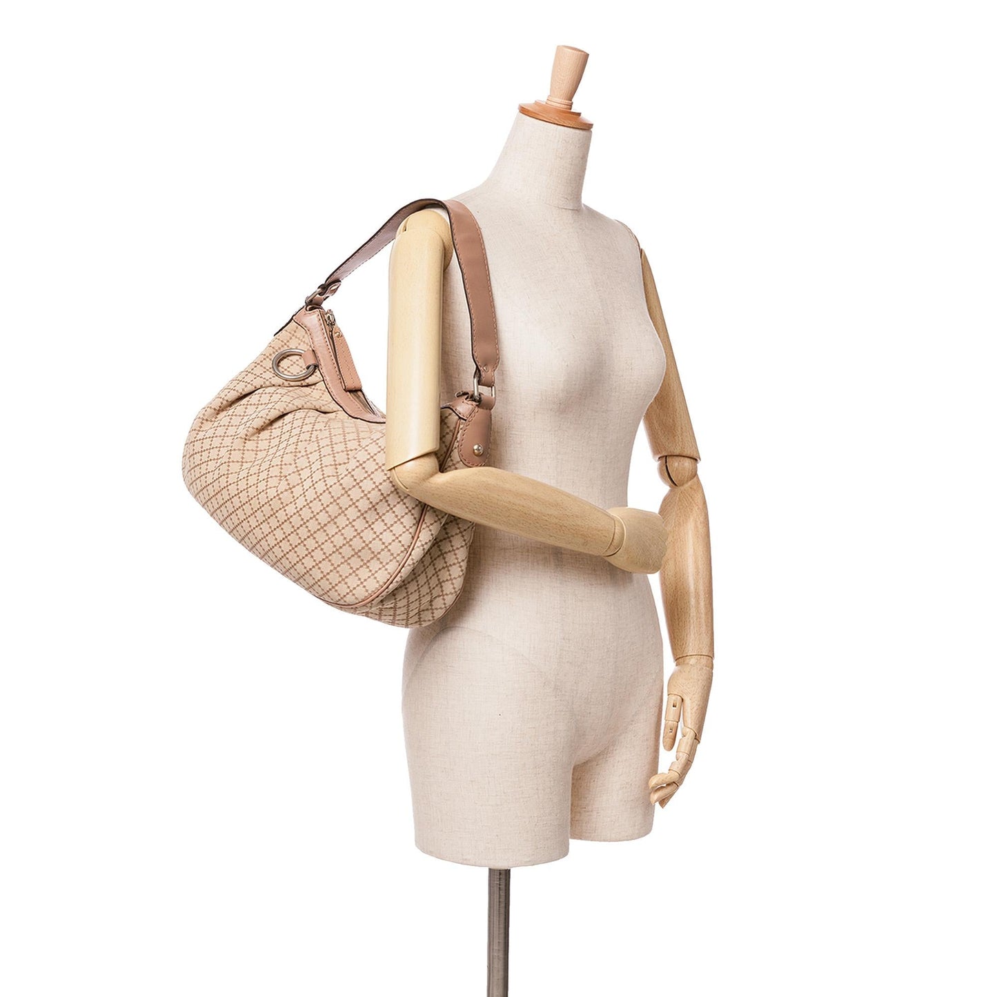 Gucci Diamante Canvas Sukey Shoulder Bag (SHG-TRUQvg)