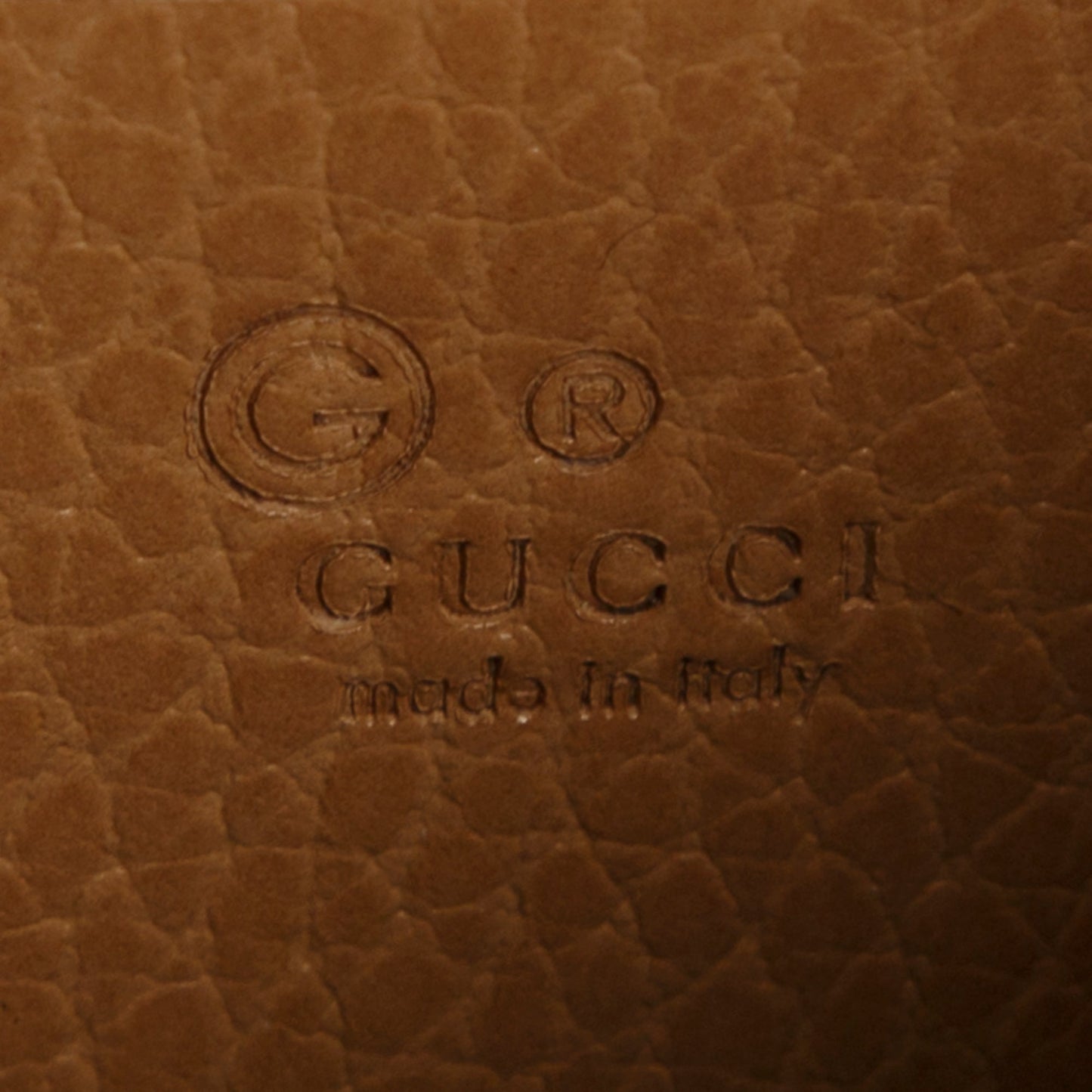 Gucci Dollar Interlocking G Wallet on Chain