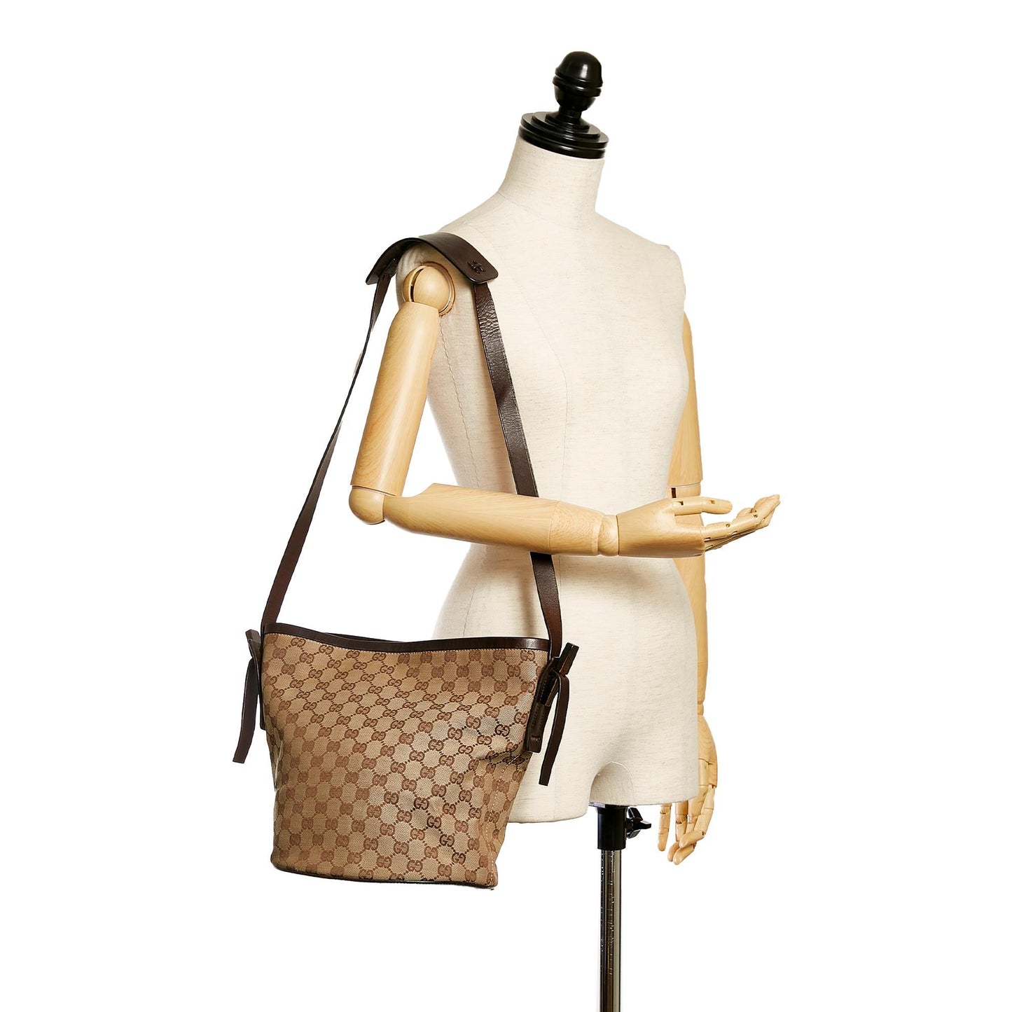Gucci GG Canvas Bucket Bag (SHG-32842)