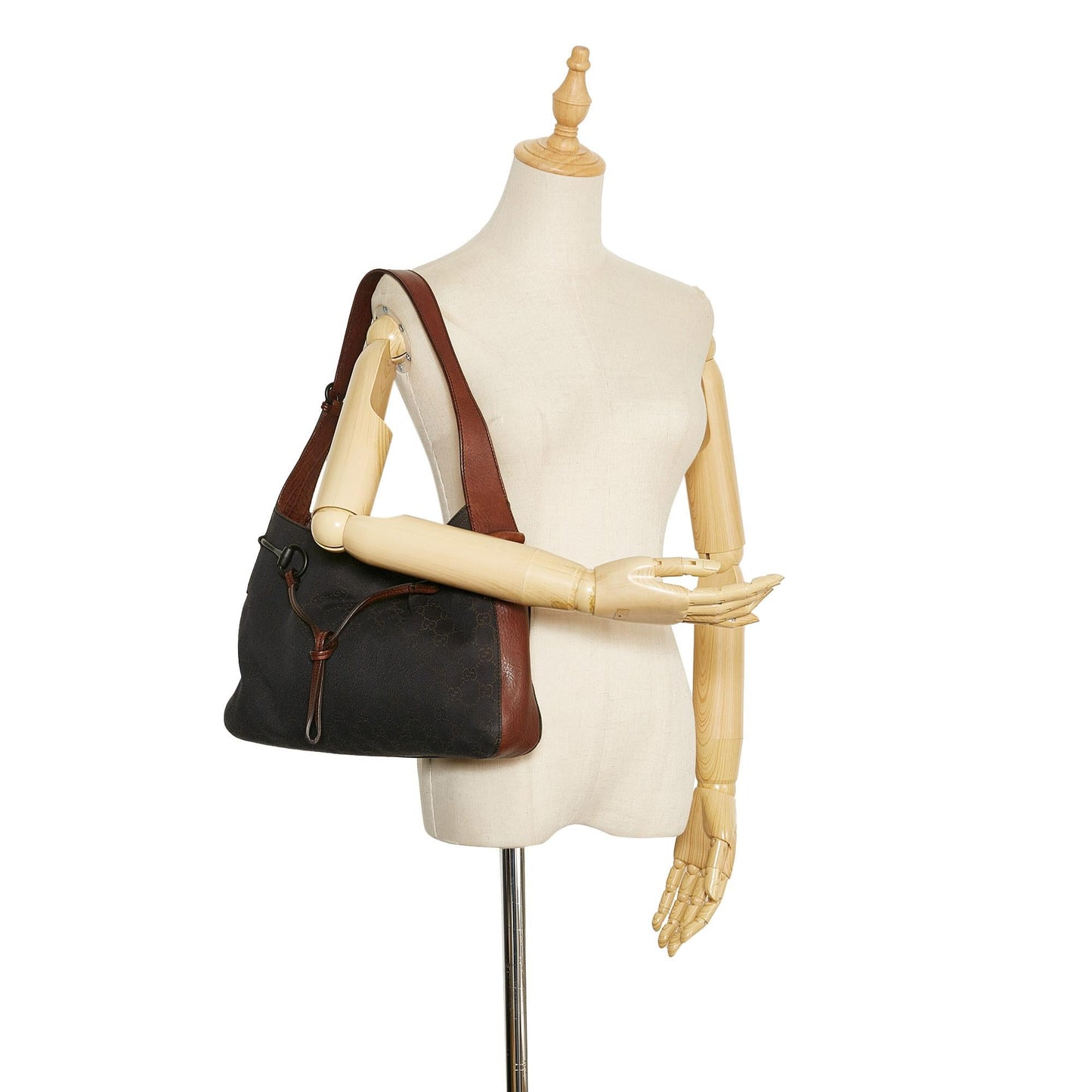 Gucci GG Canvas Horsebit Shoulder Bag (SHG-JXZoIh)