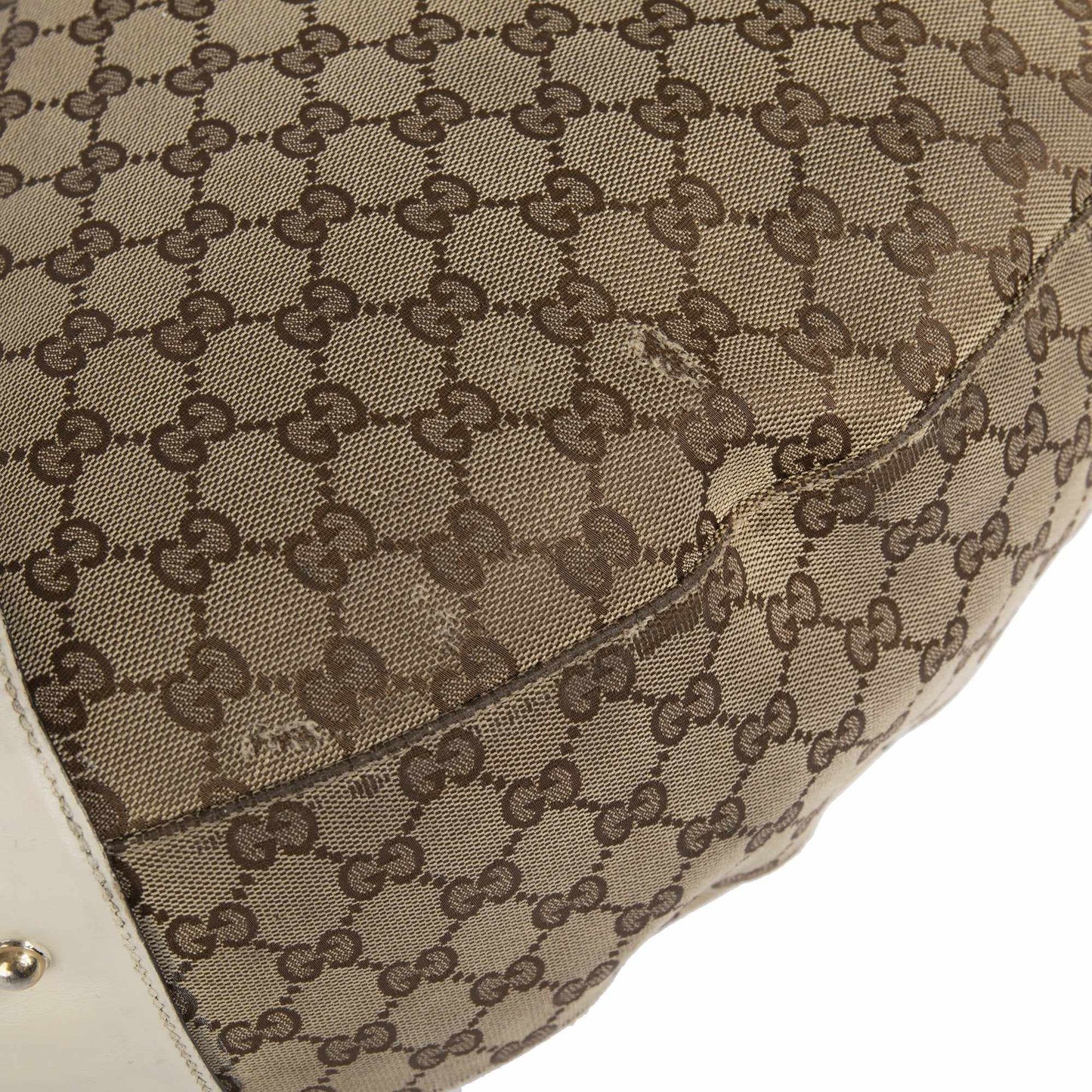 Gucci GG Canvas Medium Pelham Tote