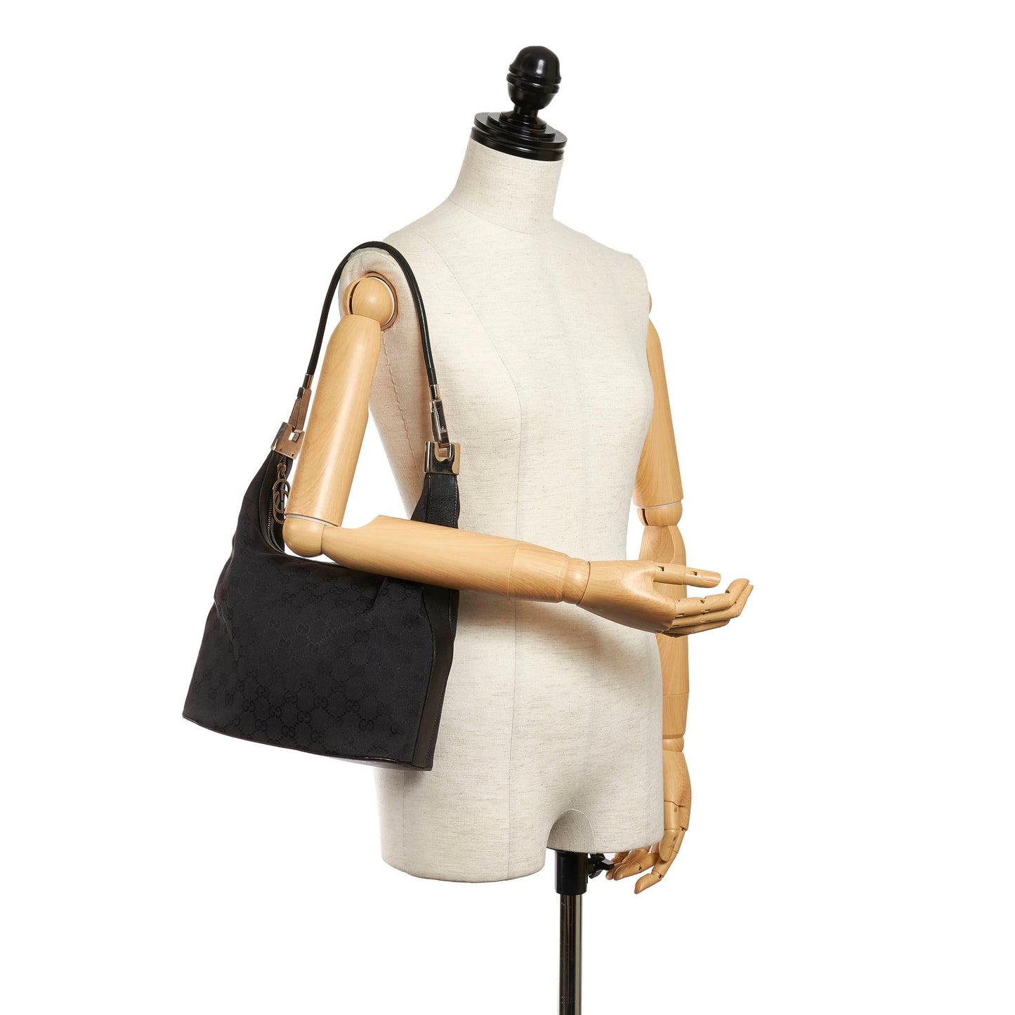 Gucci GG Canvas Shoulder Bag (SHG-29465)