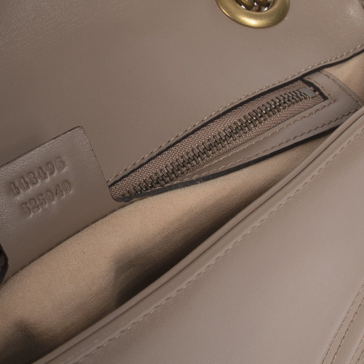 Gucci GG Marmont Matelasse Medium Shoulder Bag
