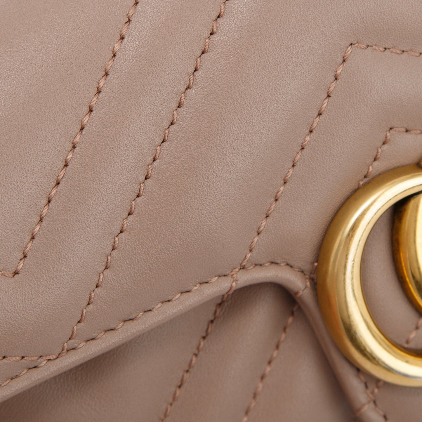 Gucci GG Marmont Matelasse Super Mini Bag