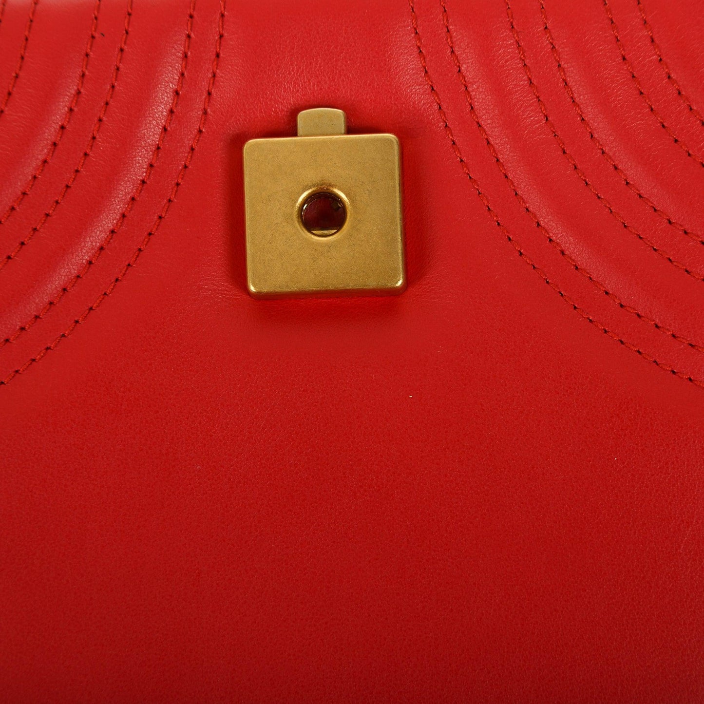 Gucci GG Marmont Mini Top Handle Bag