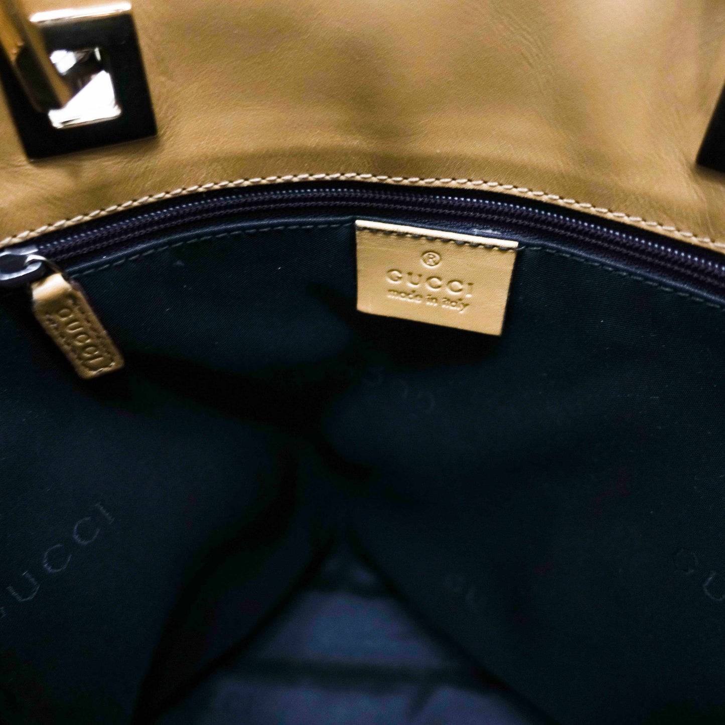 Gucci GG Mini Bucket Tote