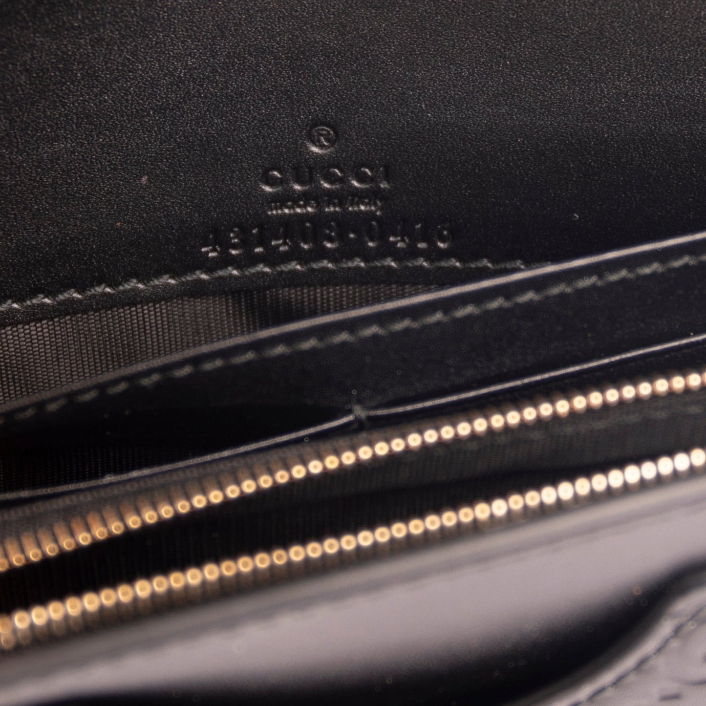 Gucci GG Signature Bow Wallet on Chain