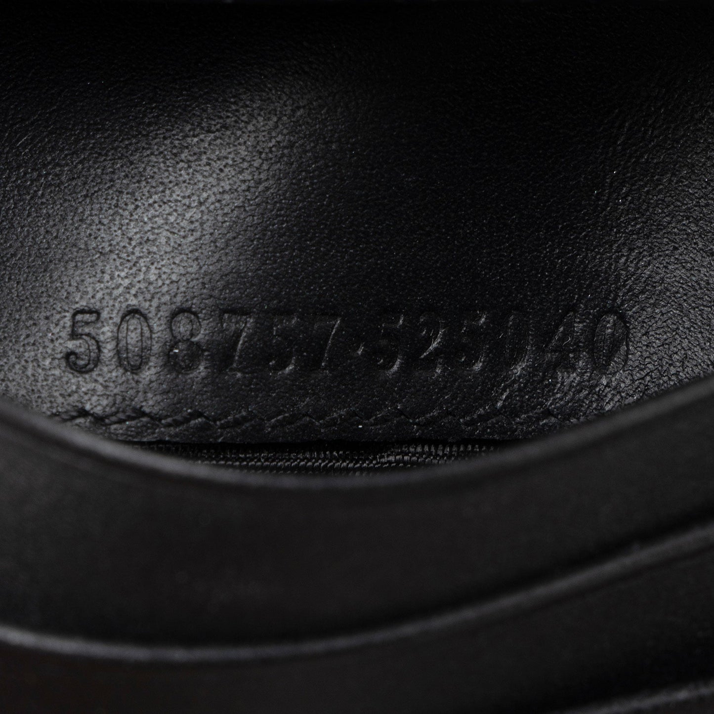 Gucci GG Supreme Bee Card Case