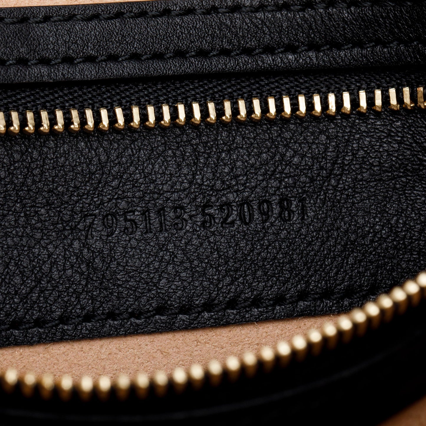 Gucci GG Supreme Black Leather Padlock GG Medium Shoulder Bag