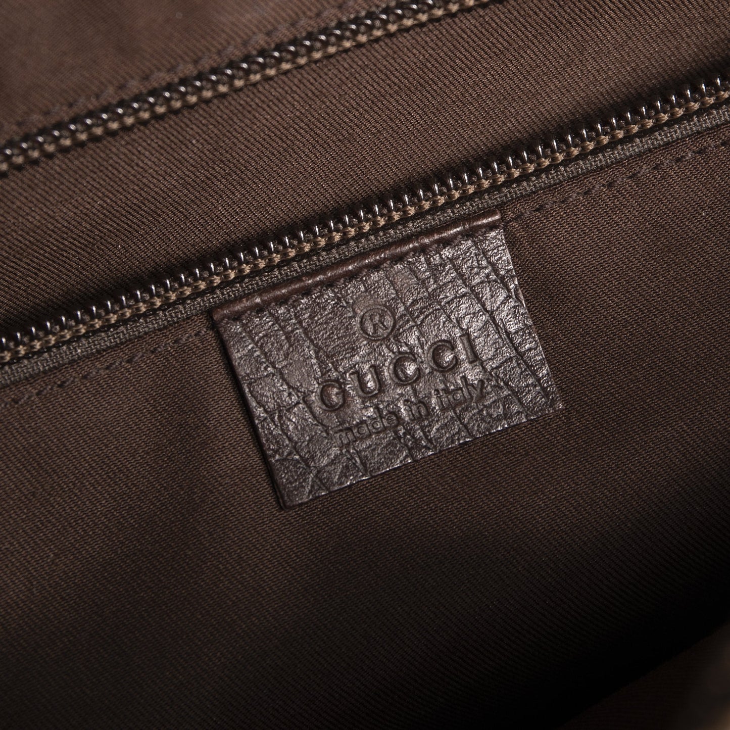 Gucci GG Supreme Camera Bag