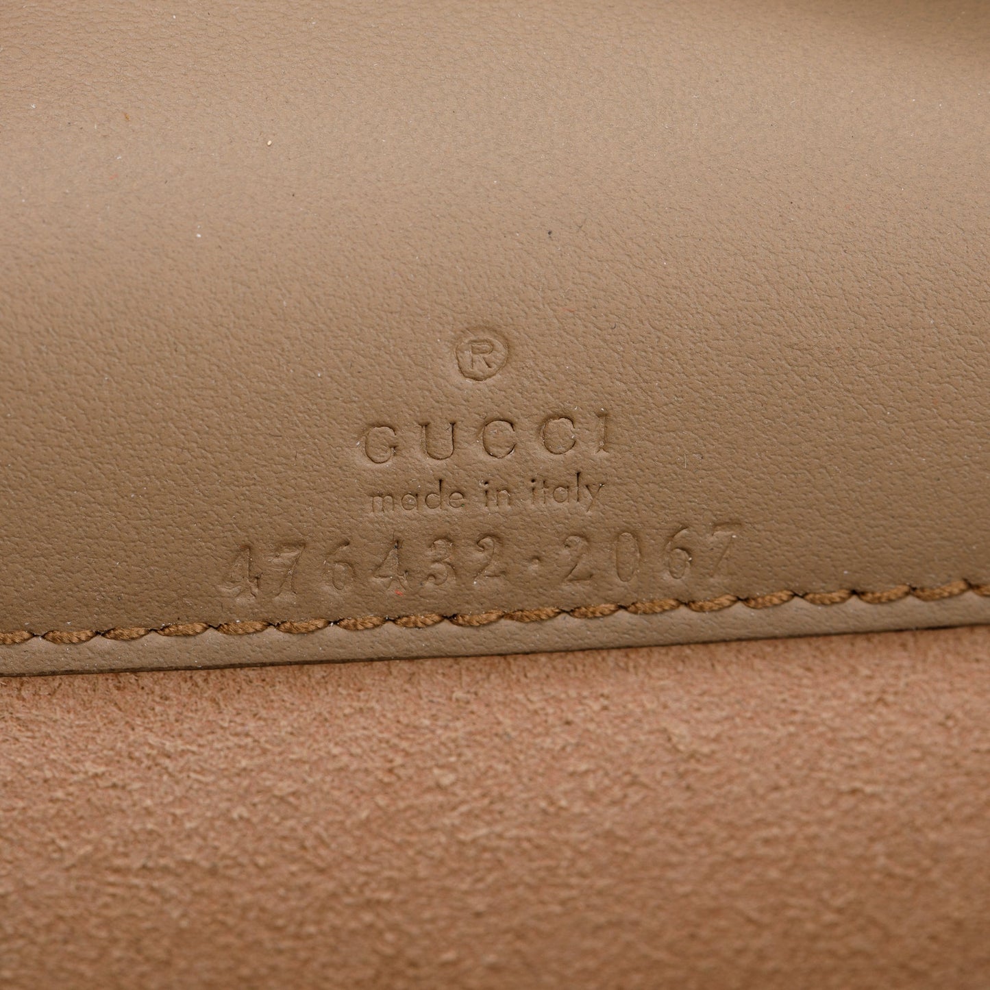 Gucci GG Supreme Dionysus Super Mini Bag