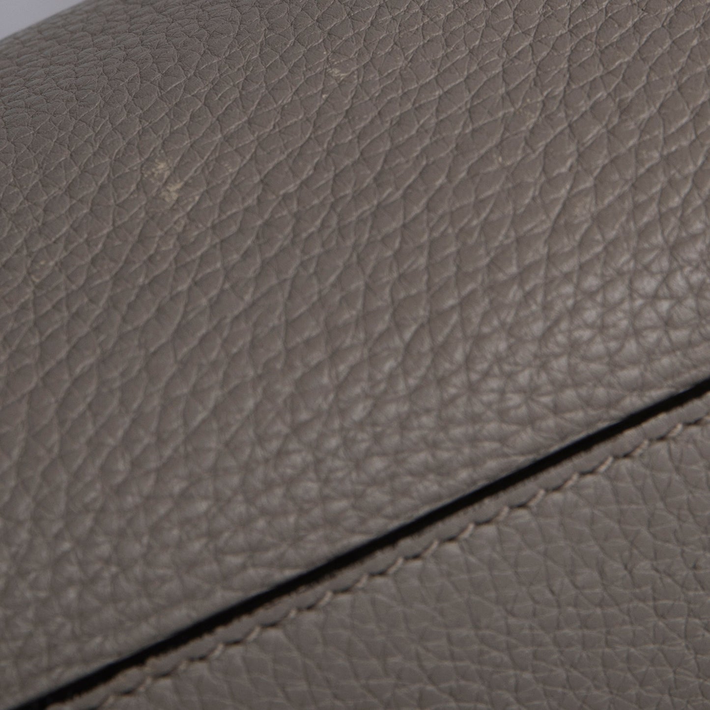 Gucci Large Leather Bamboo Daily Top Handle Bag