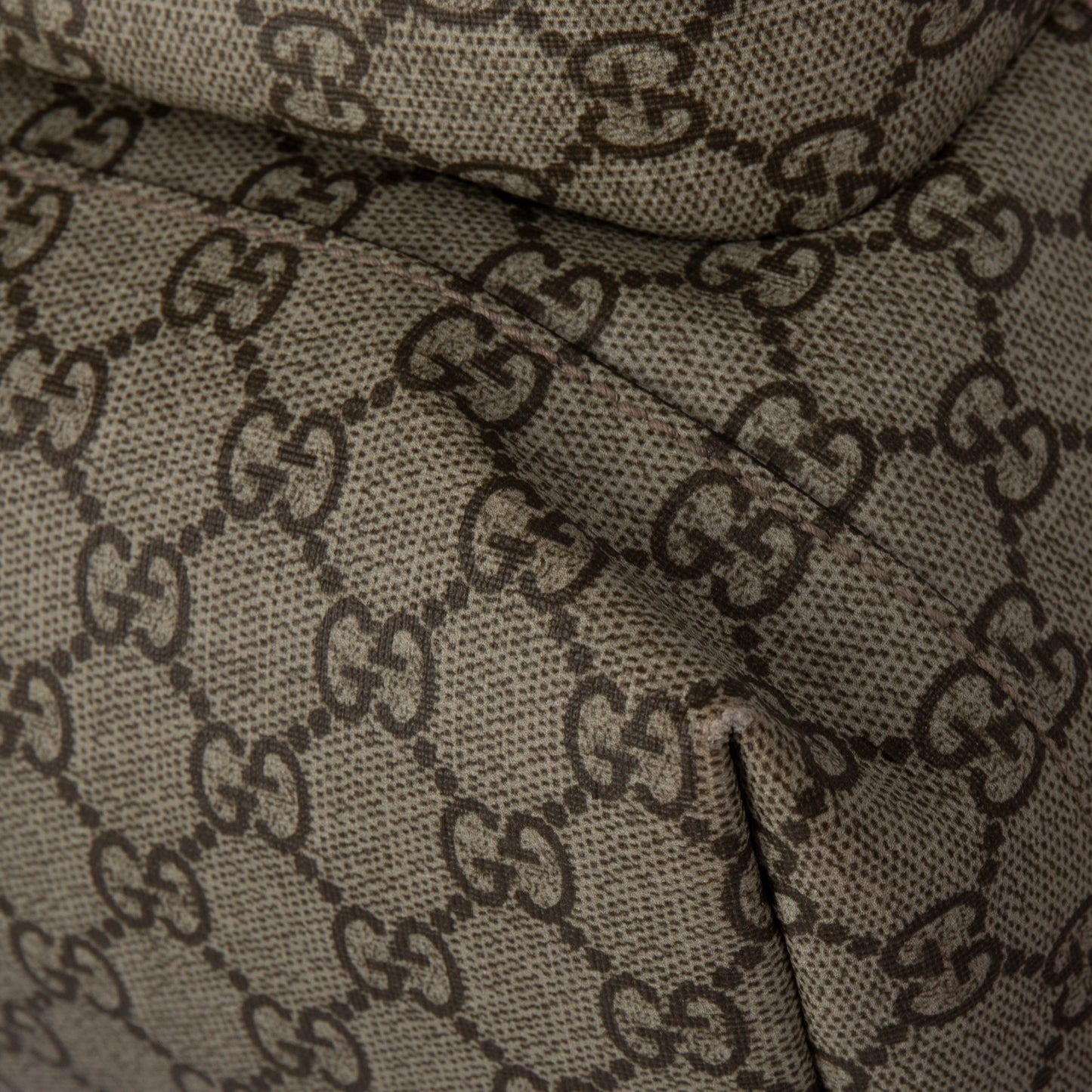 Gucci Medium GG Supreme Blooms Backpack