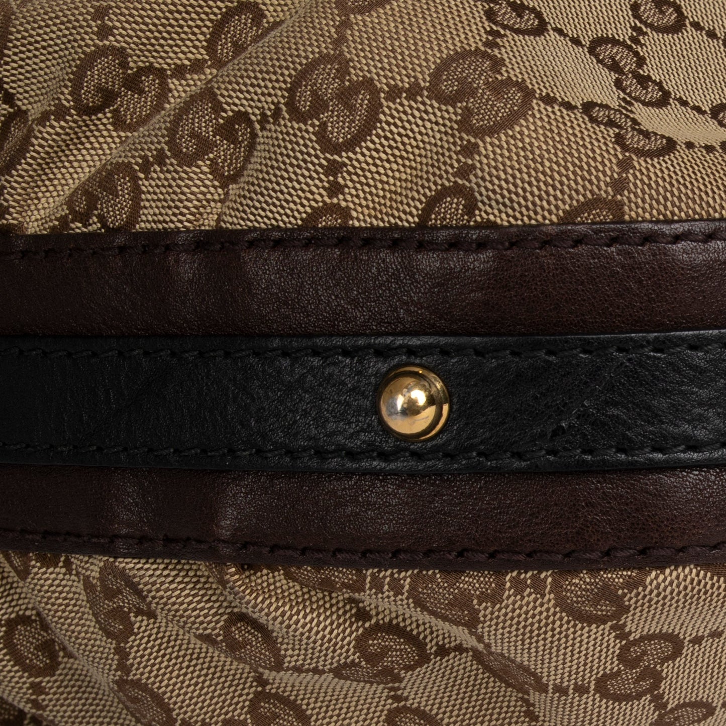 Gucci Medium Interlocking GG Canvas Hobo