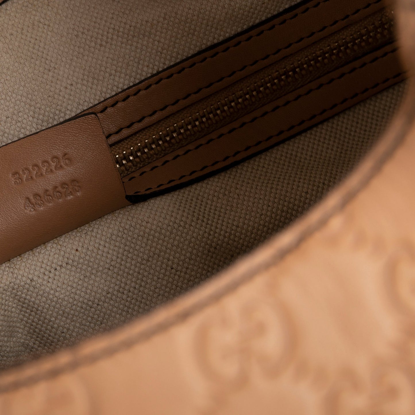 Gucci Medium Signature Leather Emily Hobo