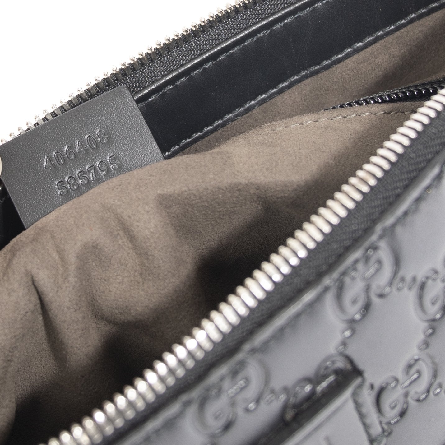 Gucci Medium Signature Leather Messenger Bag