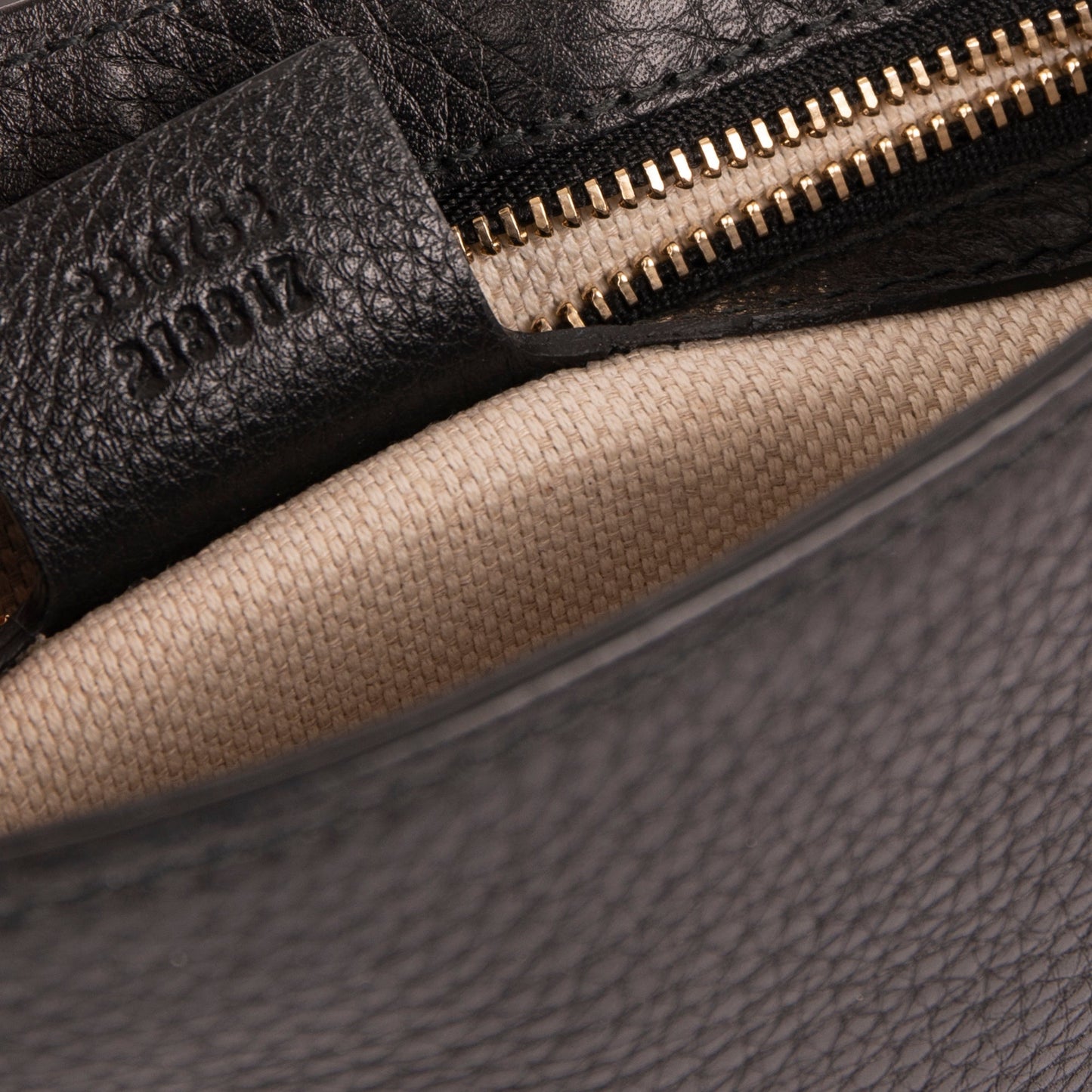 Gucci Medium Soho Chain Crossbody Bag