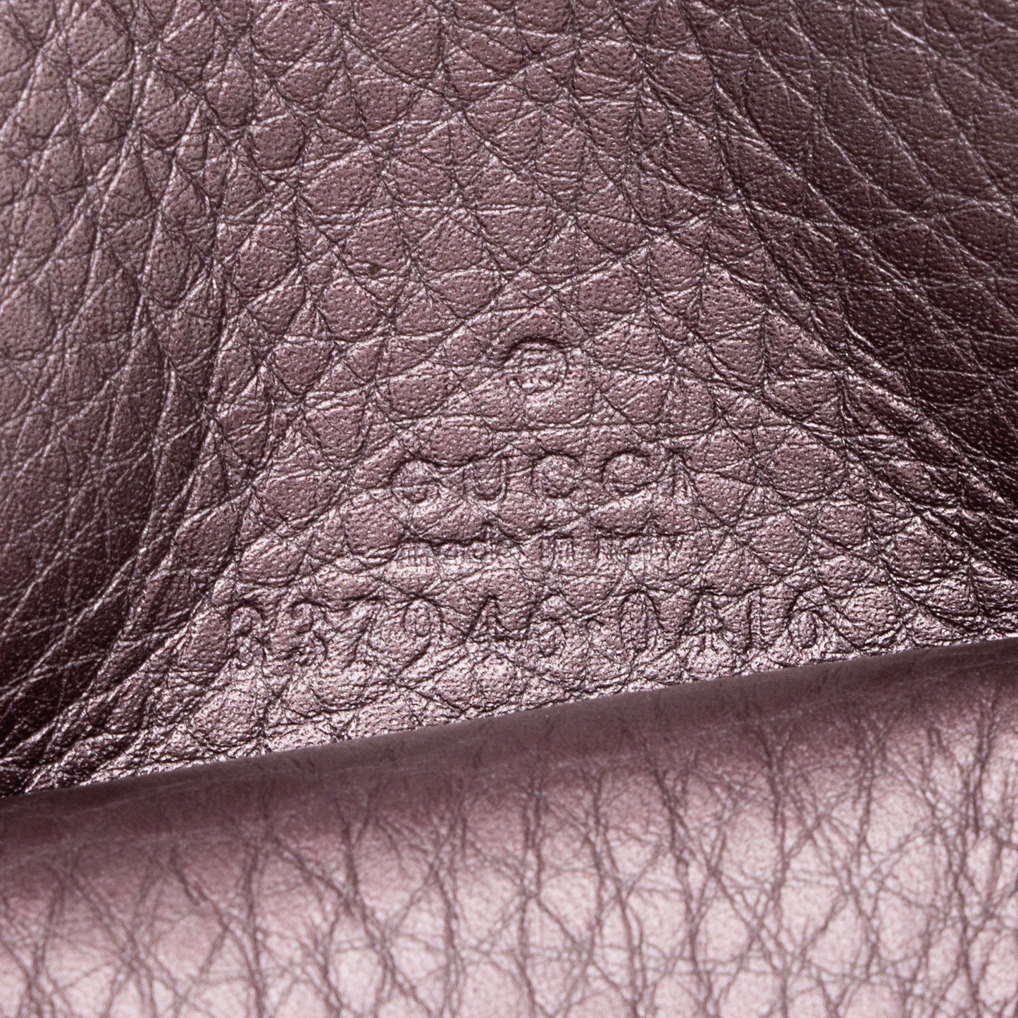 Gucci Metallic Leather Soho Round Coin Purse (SHF-jTusV4)