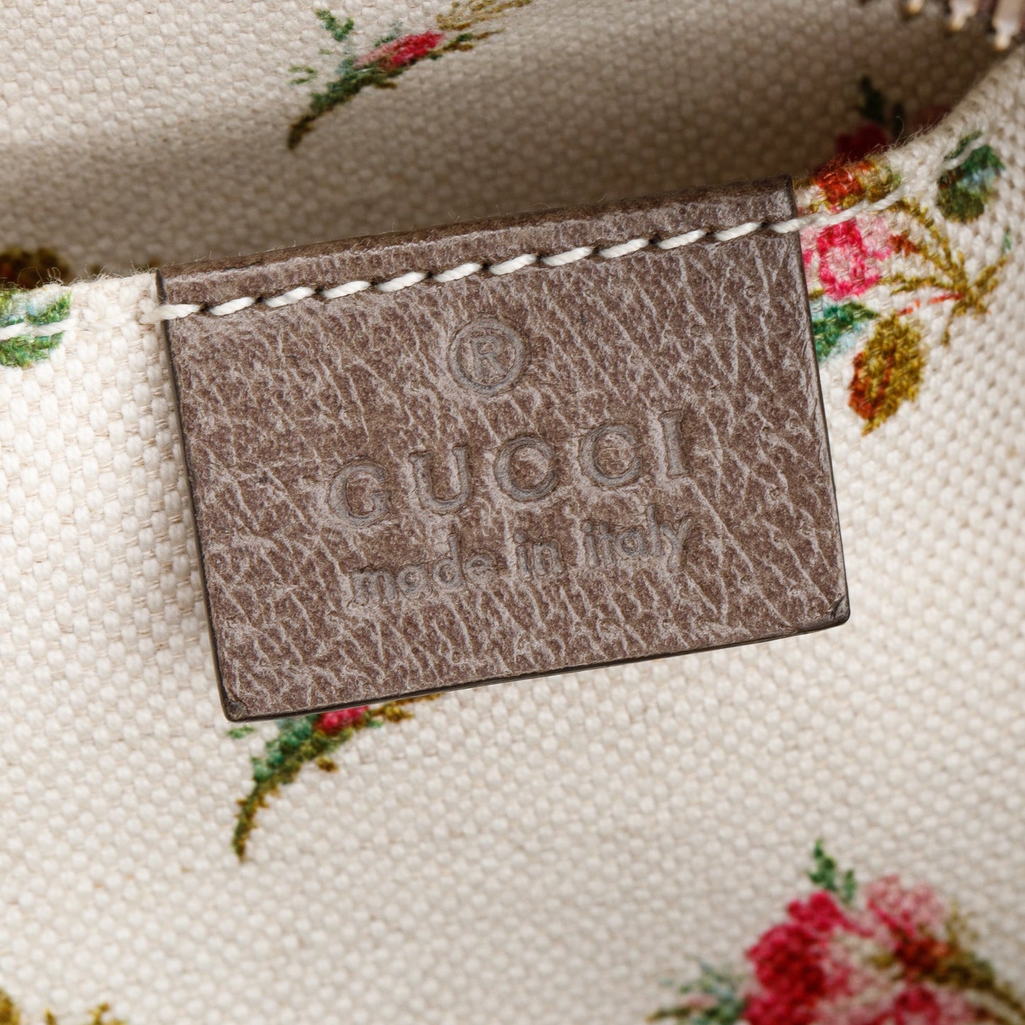 Gucci Neo Vintage GG Supreme Messenger Bag