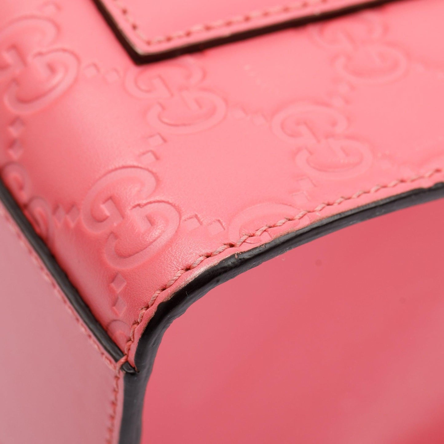 Gucci Pink GG Signature Leather Medium Padlock Shoulder Bag