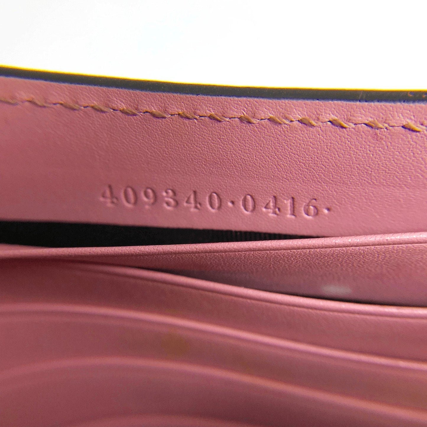 Gucci Pink Icon Signature Chain Wallet