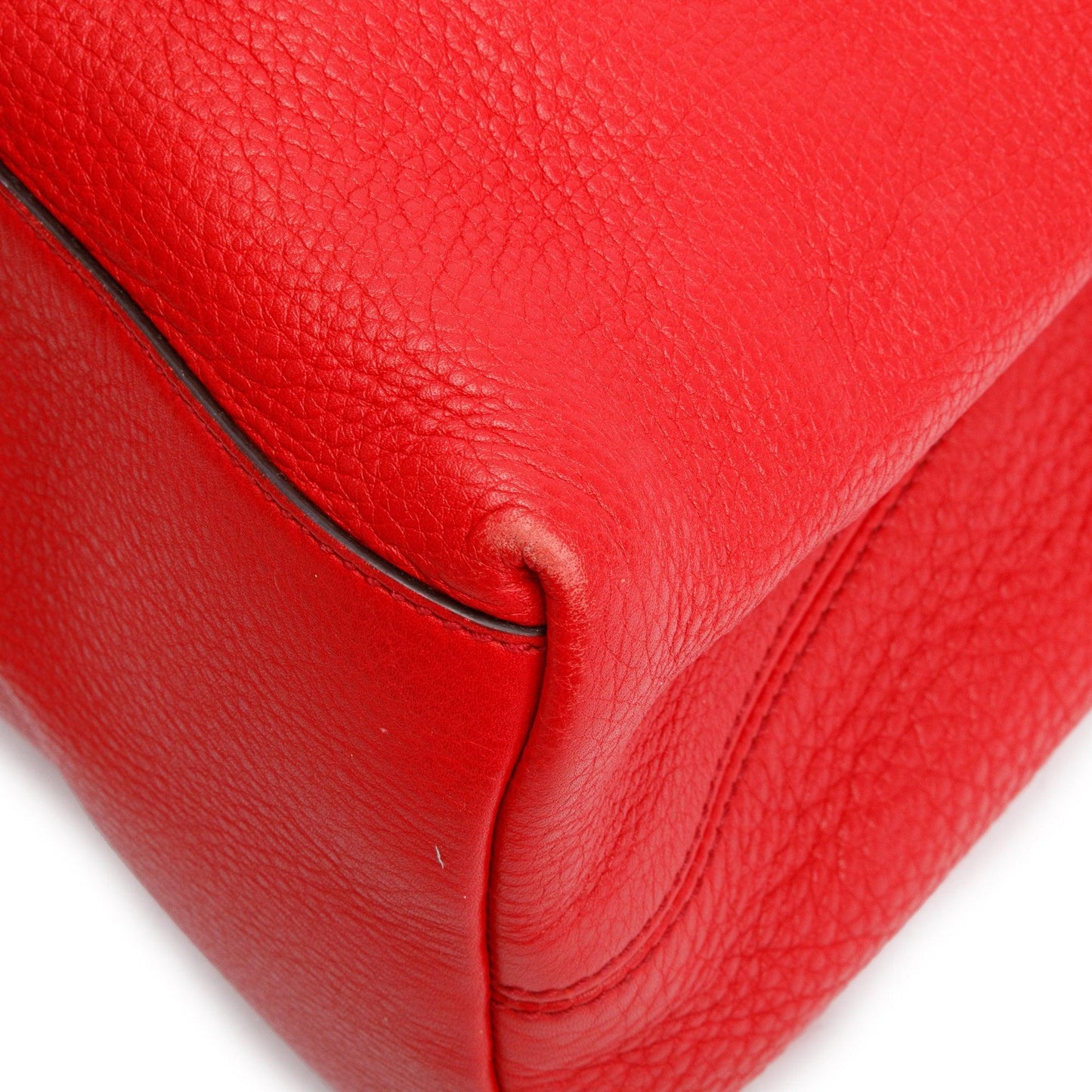 Gucci Red Pebbled Calfksin Leather Medium Soho Chain Tote