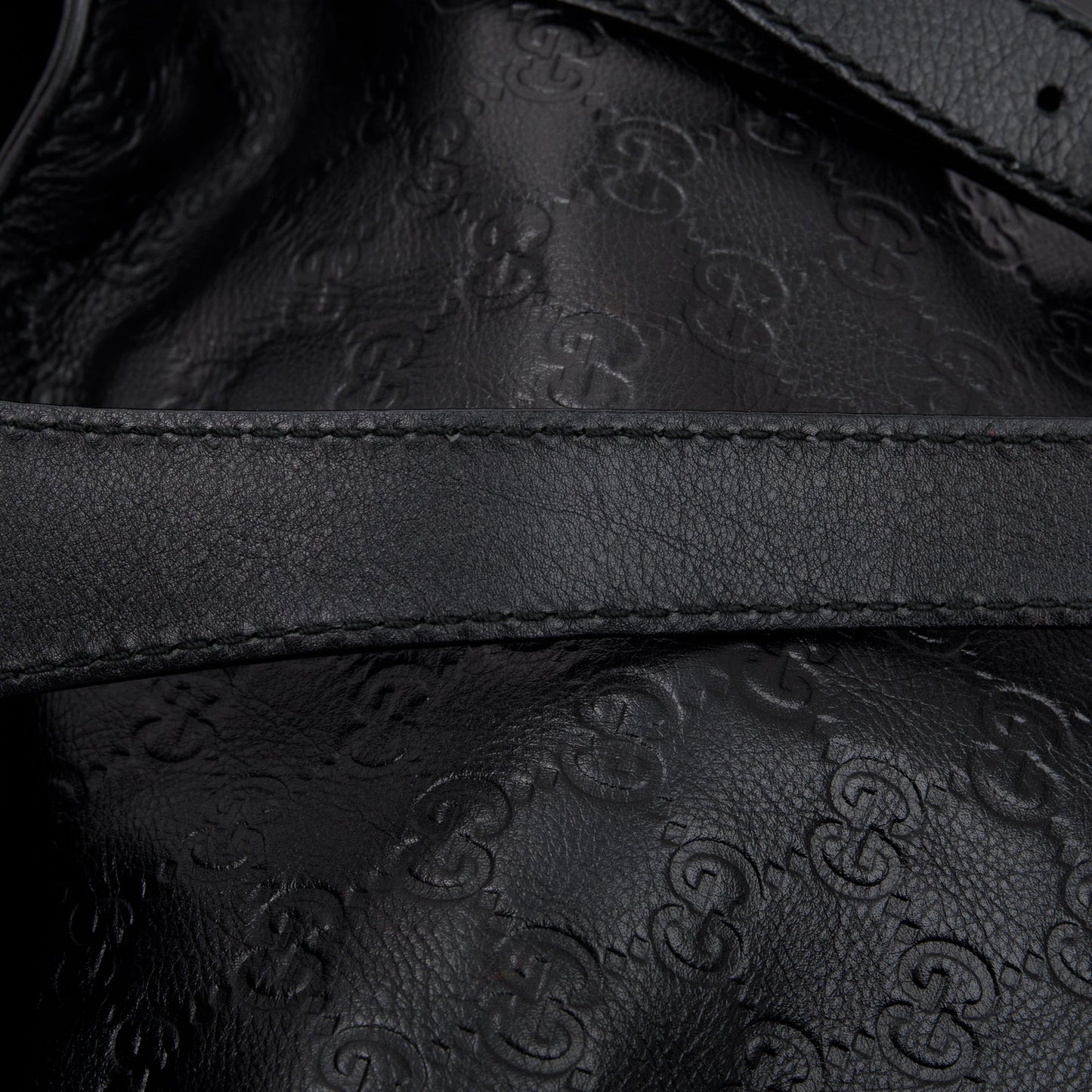 Gucci Signature Leather Medium Charlotte Hobo