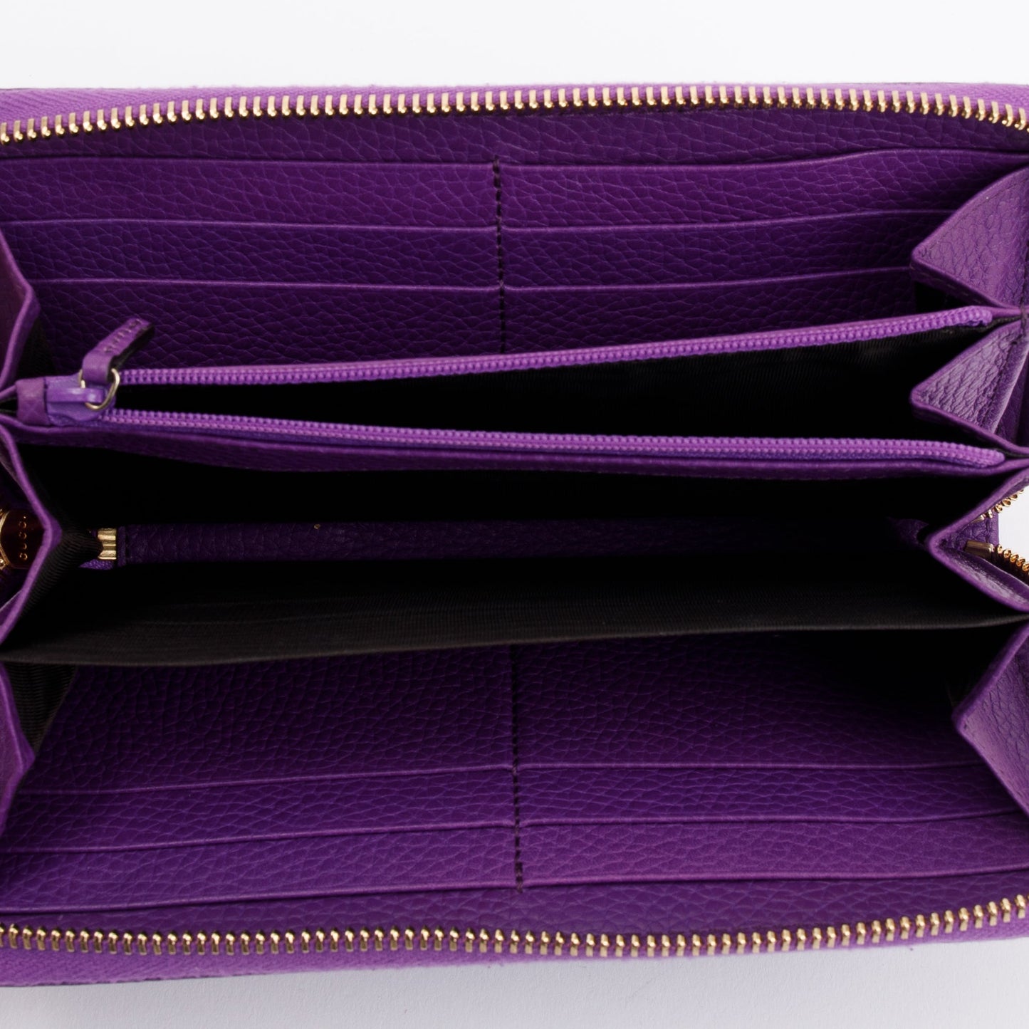 Gucci Soho Leather Zip Around Wallet