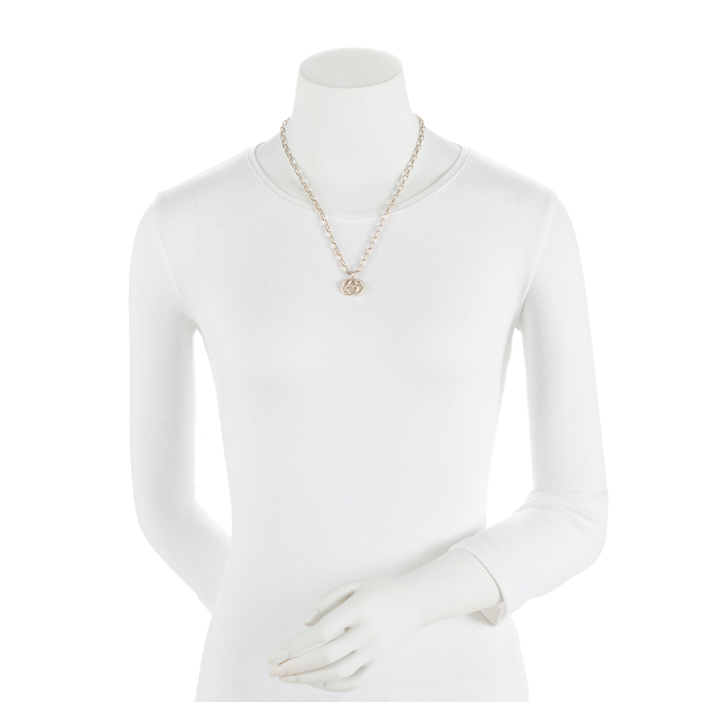 Gucci Sterling Silver Interlocking GG Pendant Necklace (SHF-tsIFyV)