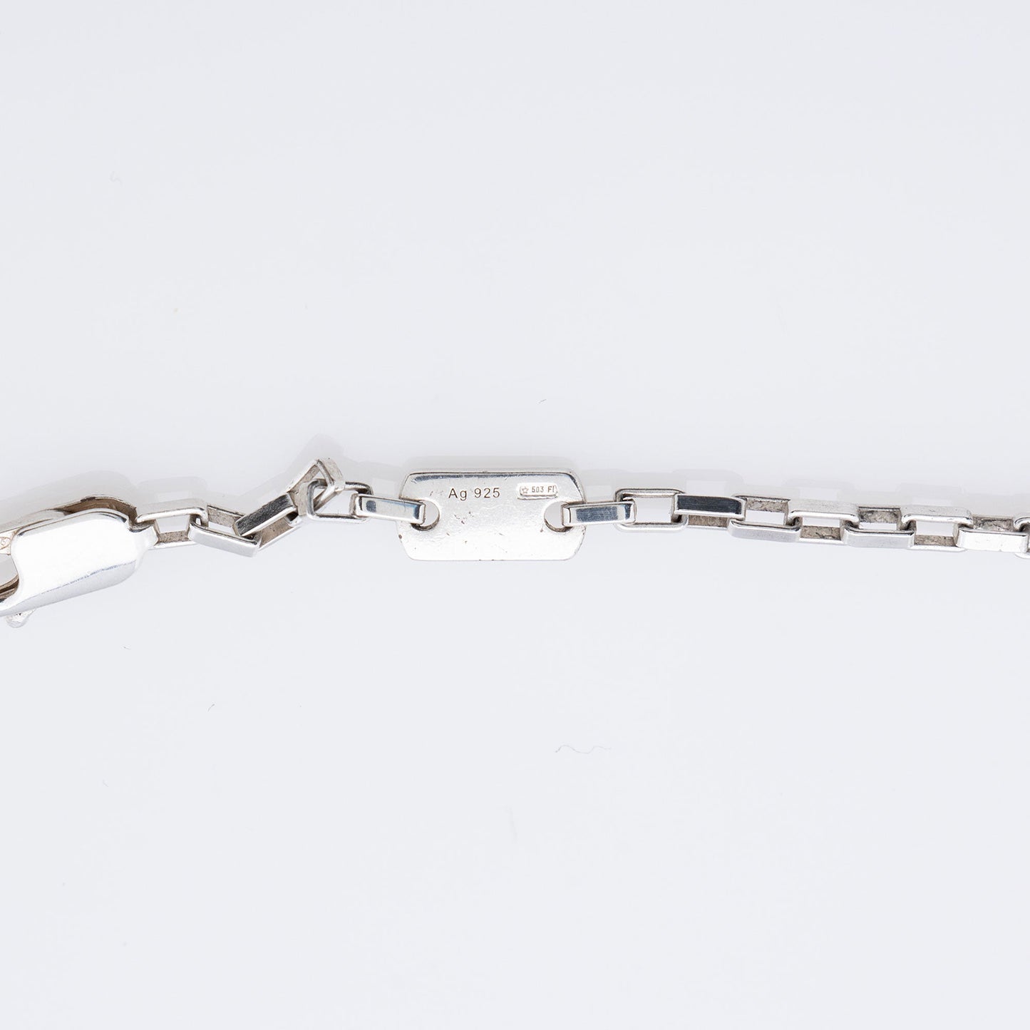 Gucci Sterling Silver Logo Plate Chain Link Necklace