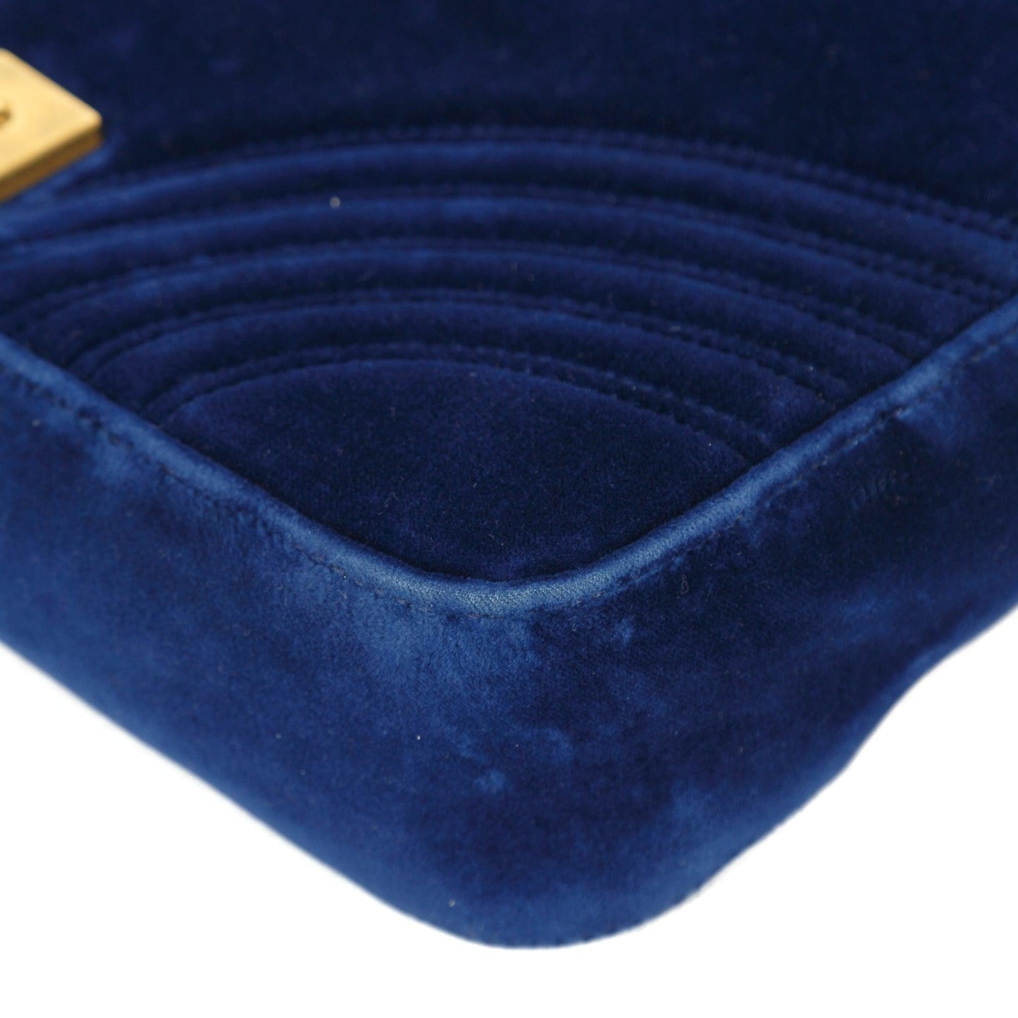Gucci Velvet Matelasse GG Marmont Medium Shoulder Bag