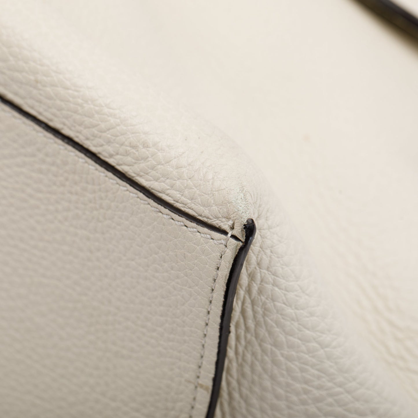 Gucci White Calfskin Leather Large Bamboo Daily Top Handle Bag